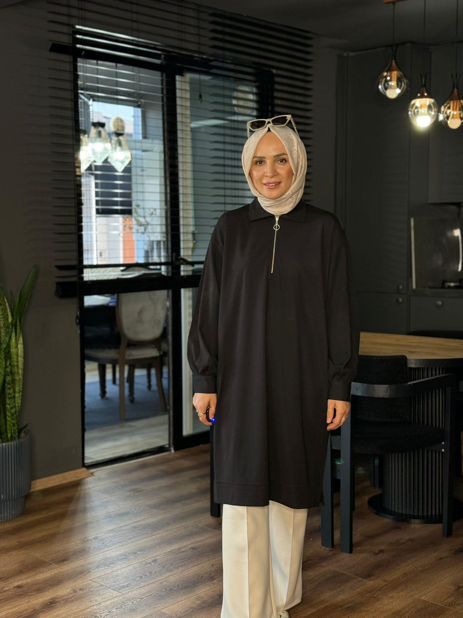 9022 FERMUAR DETAY TUNİK SİYAH 