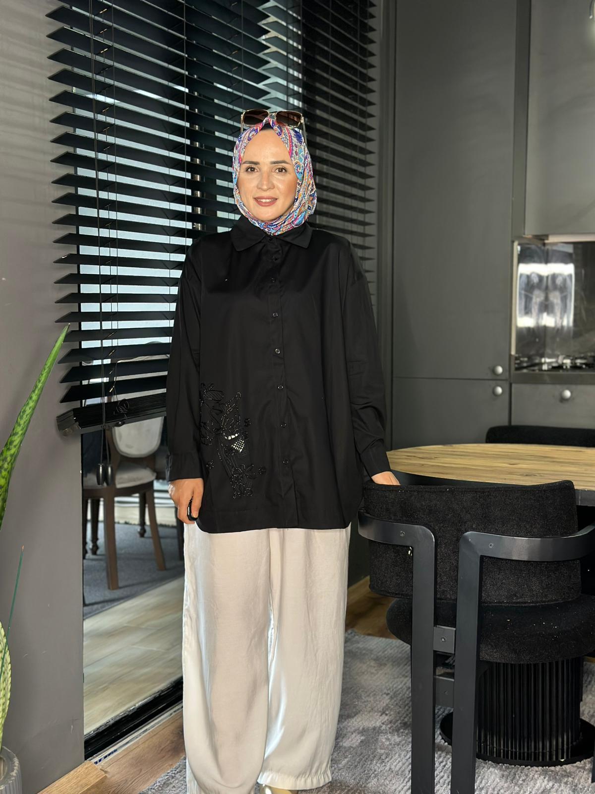 GÜL NAKIŞ TUNİK SİYAH 