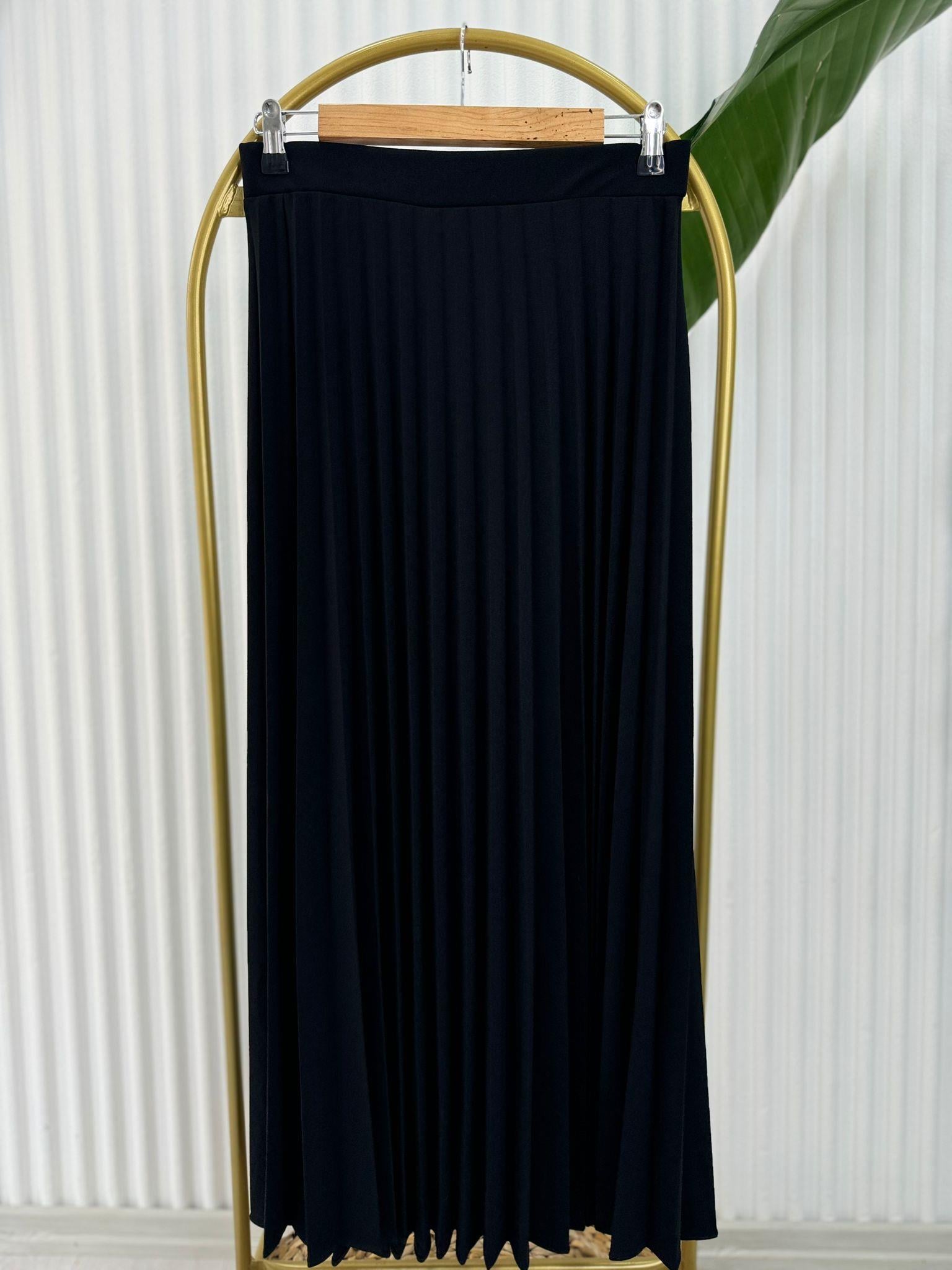 PİLİSELİ ETEK SİYAH 