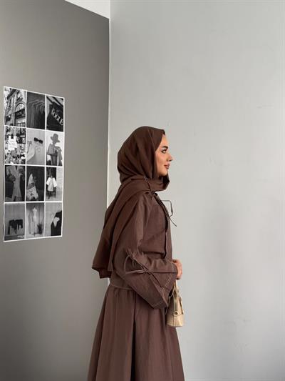 Fiyonk Detaylı Monche Takım Kahve