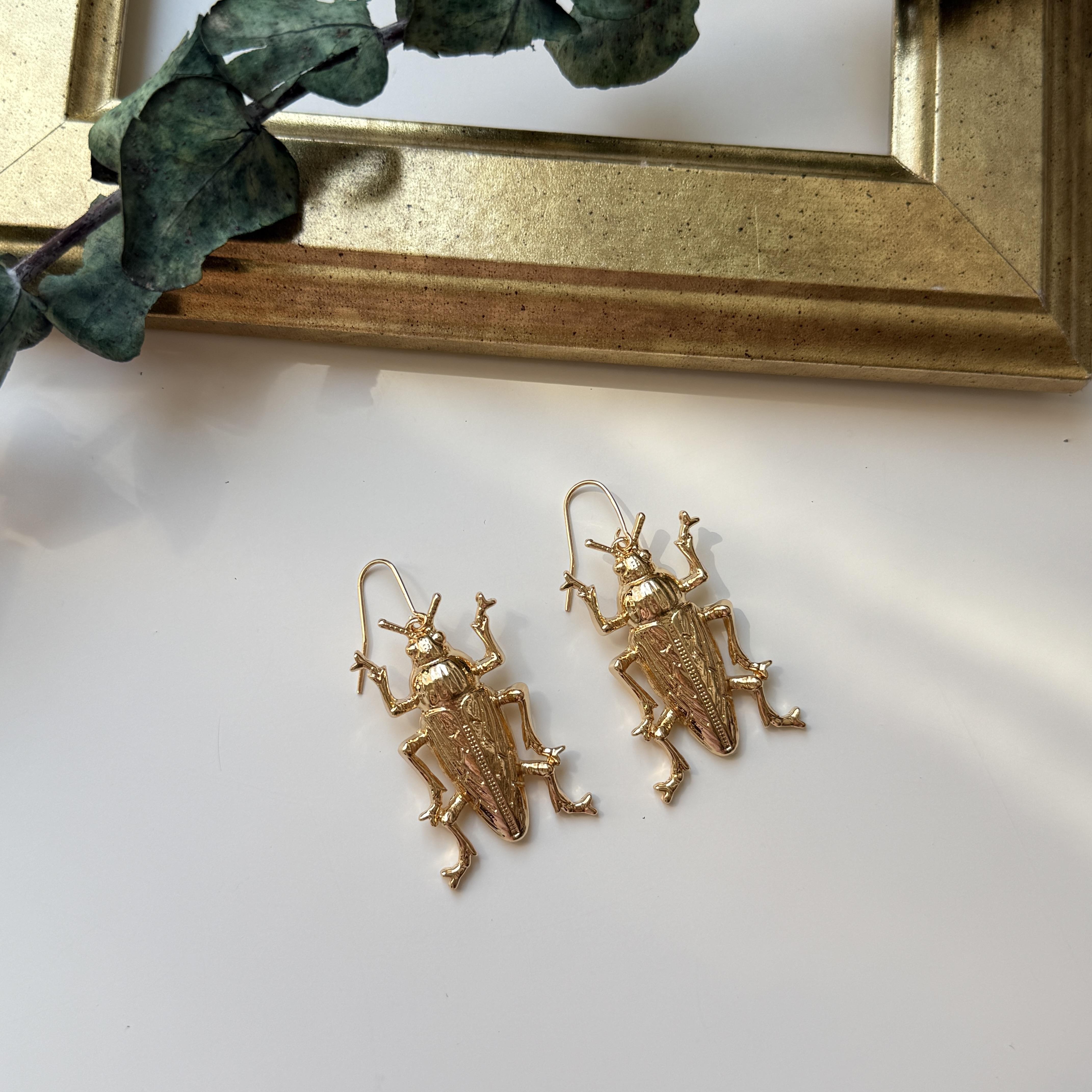 Gold Böcek Küpe