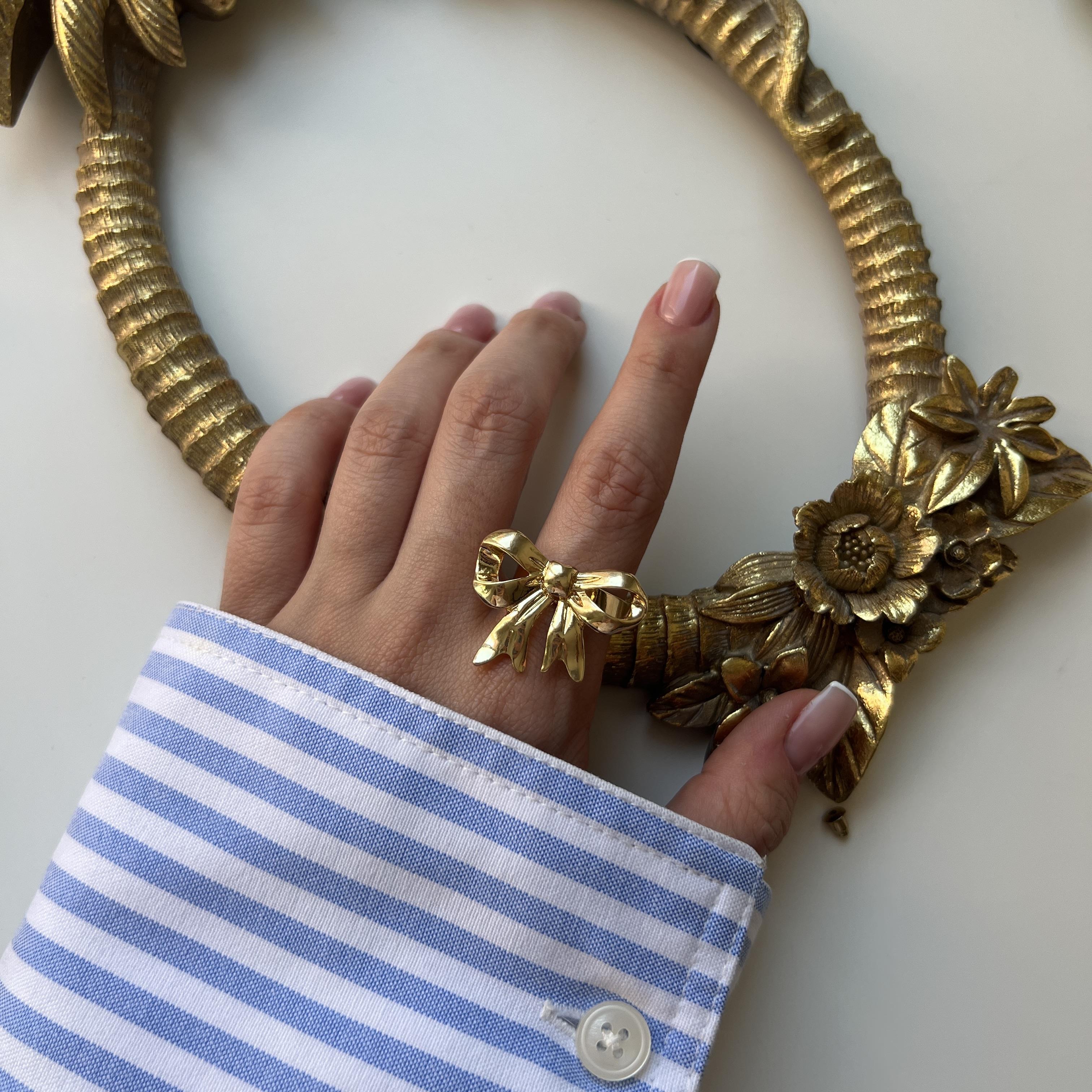Gold Fiyonk Yüzük