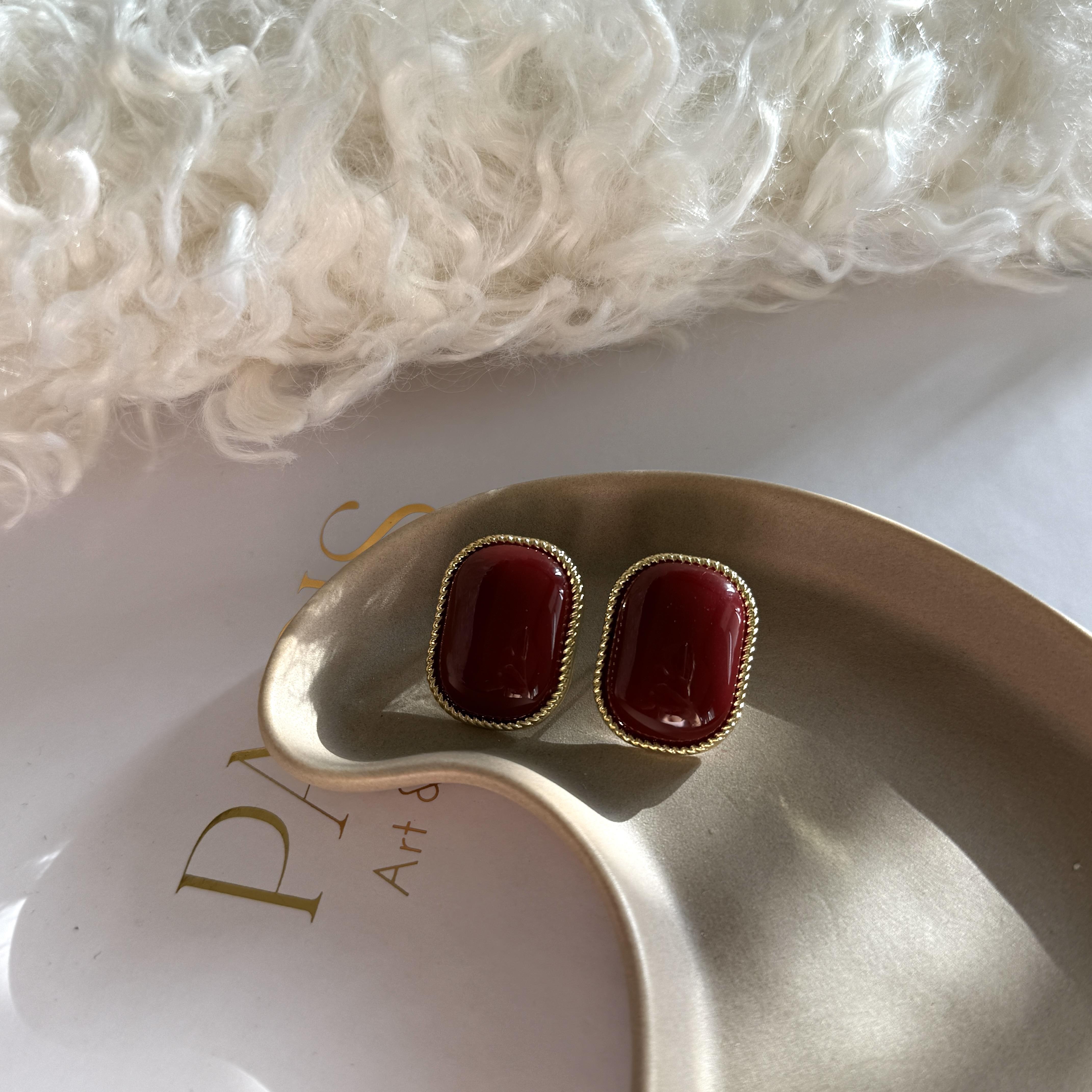 Gold Kenarlı Oval Bordo Vintage Küpe