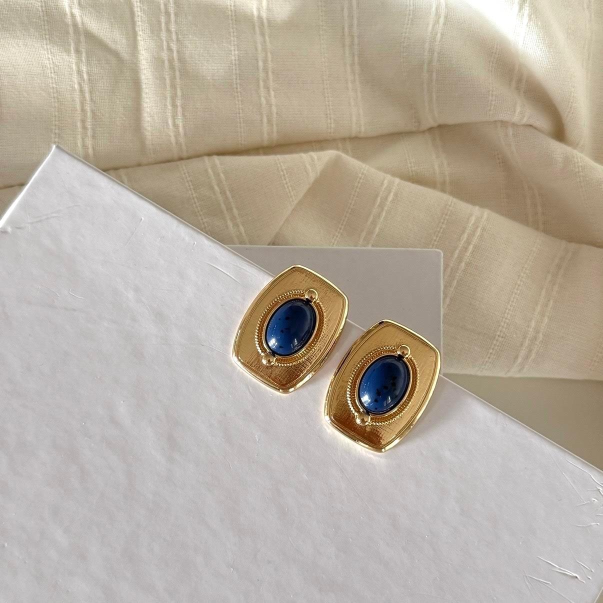 Gold Marquise Küpe