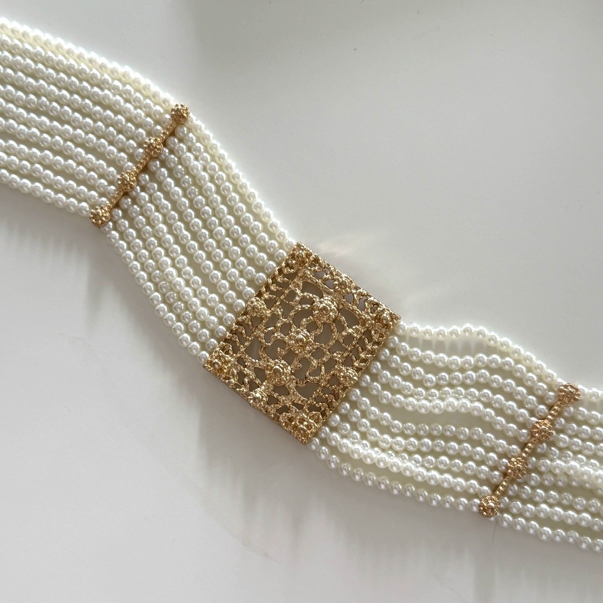 Marka Gold İncili Choker Kolye
