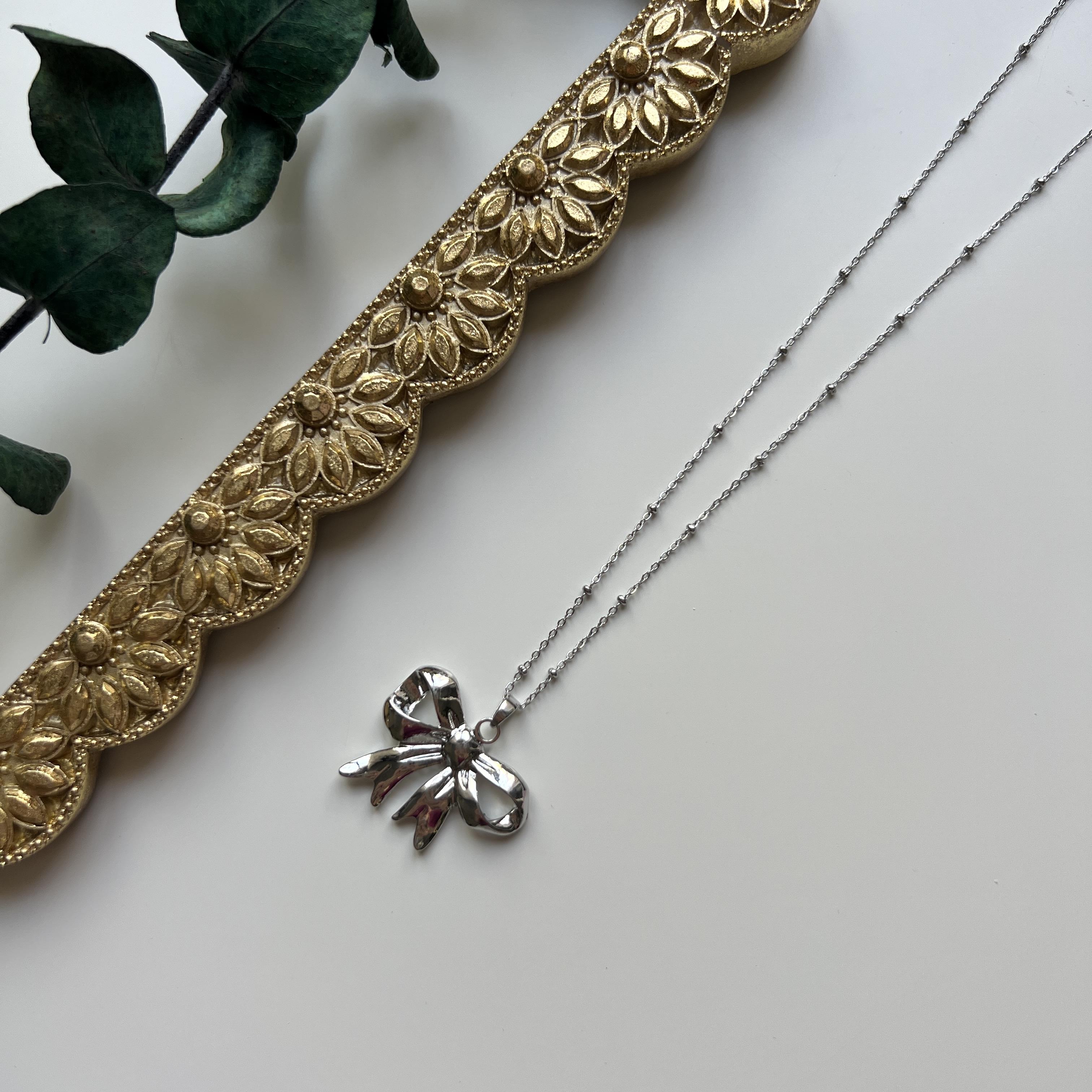 Silver Fiyonk Kolye