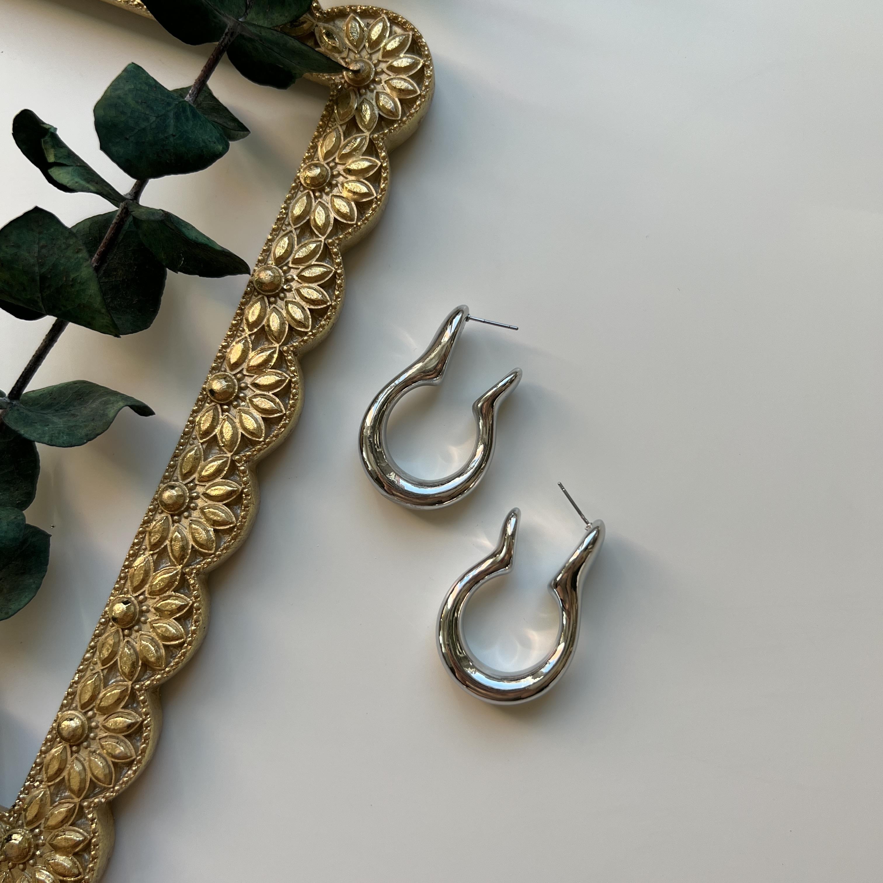 Silver Oval Halka Küpe