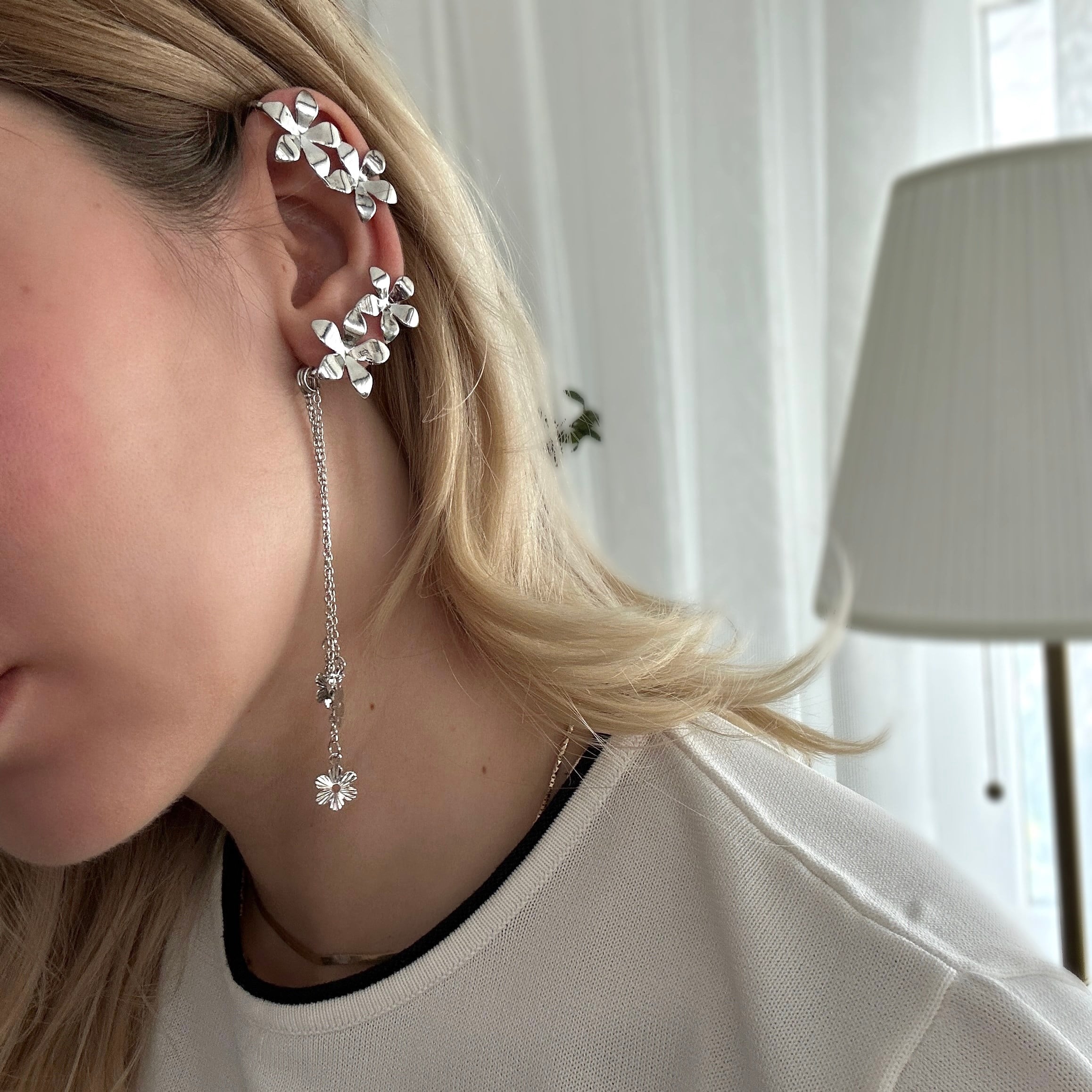 Silver Zincirli Çiçek Earcuff Küpe