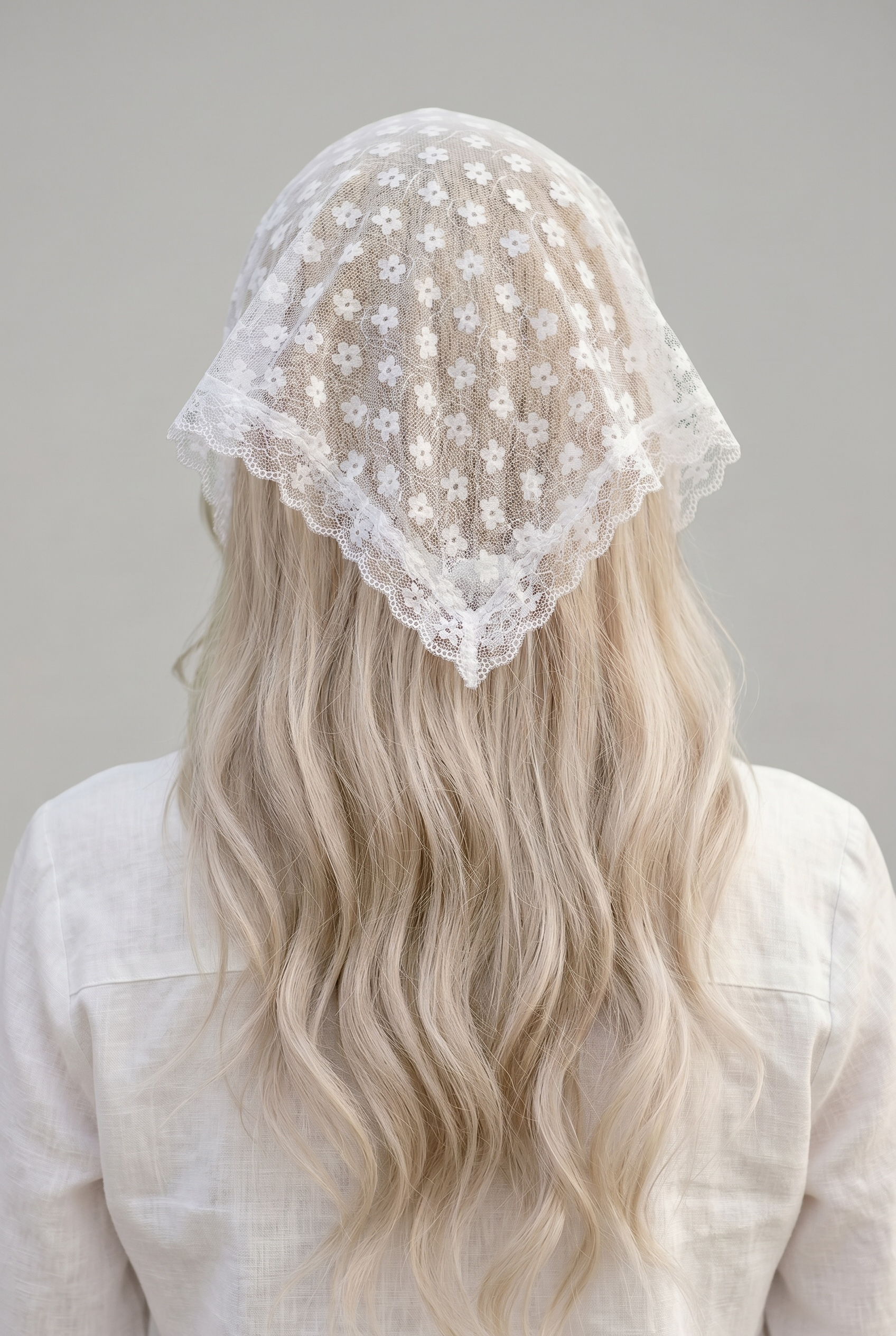 Vintage Çiçekli Üçgen Bandana