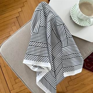 Çizgili Fular 70X70