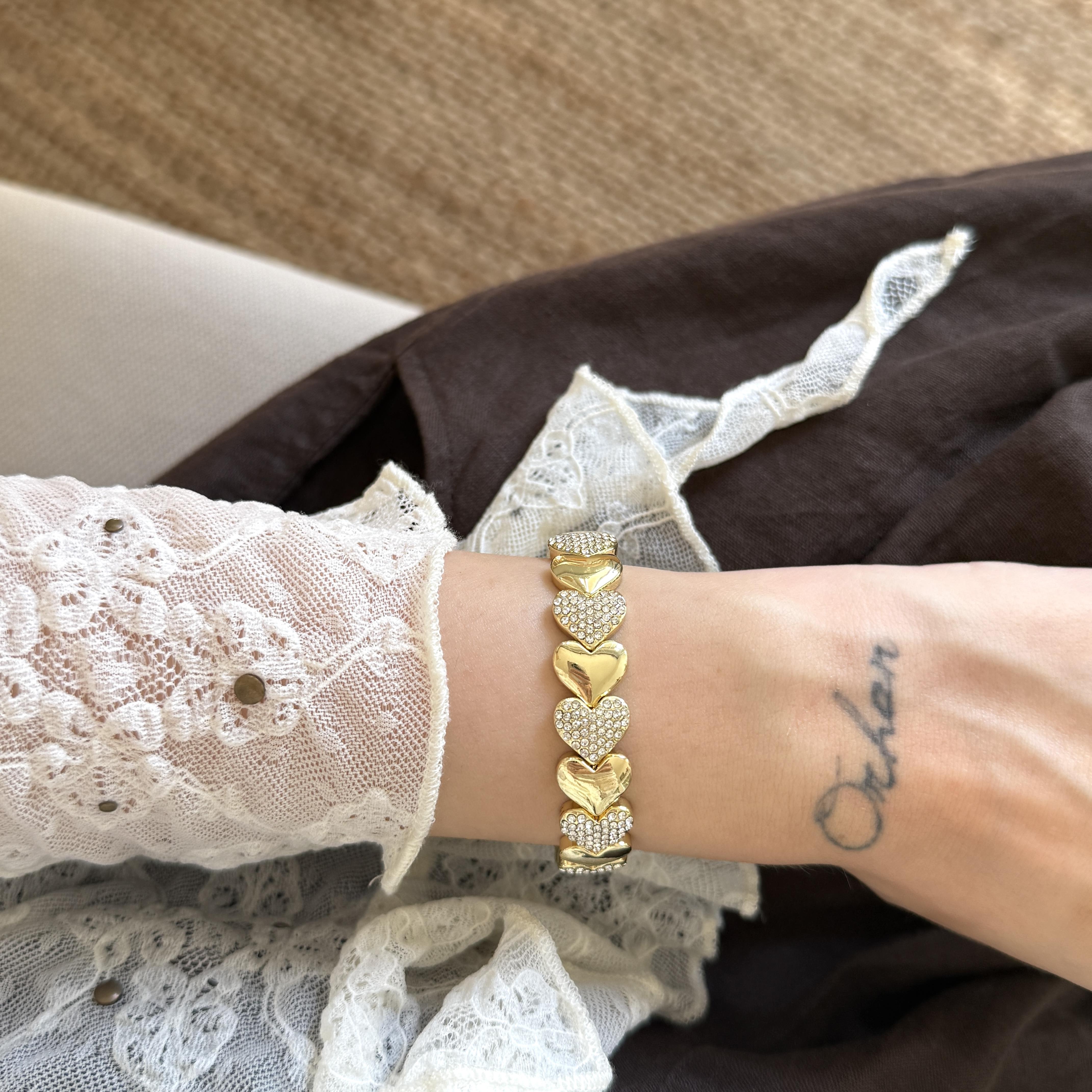 Araları Kalp Taşlı Lastikli Bileklik