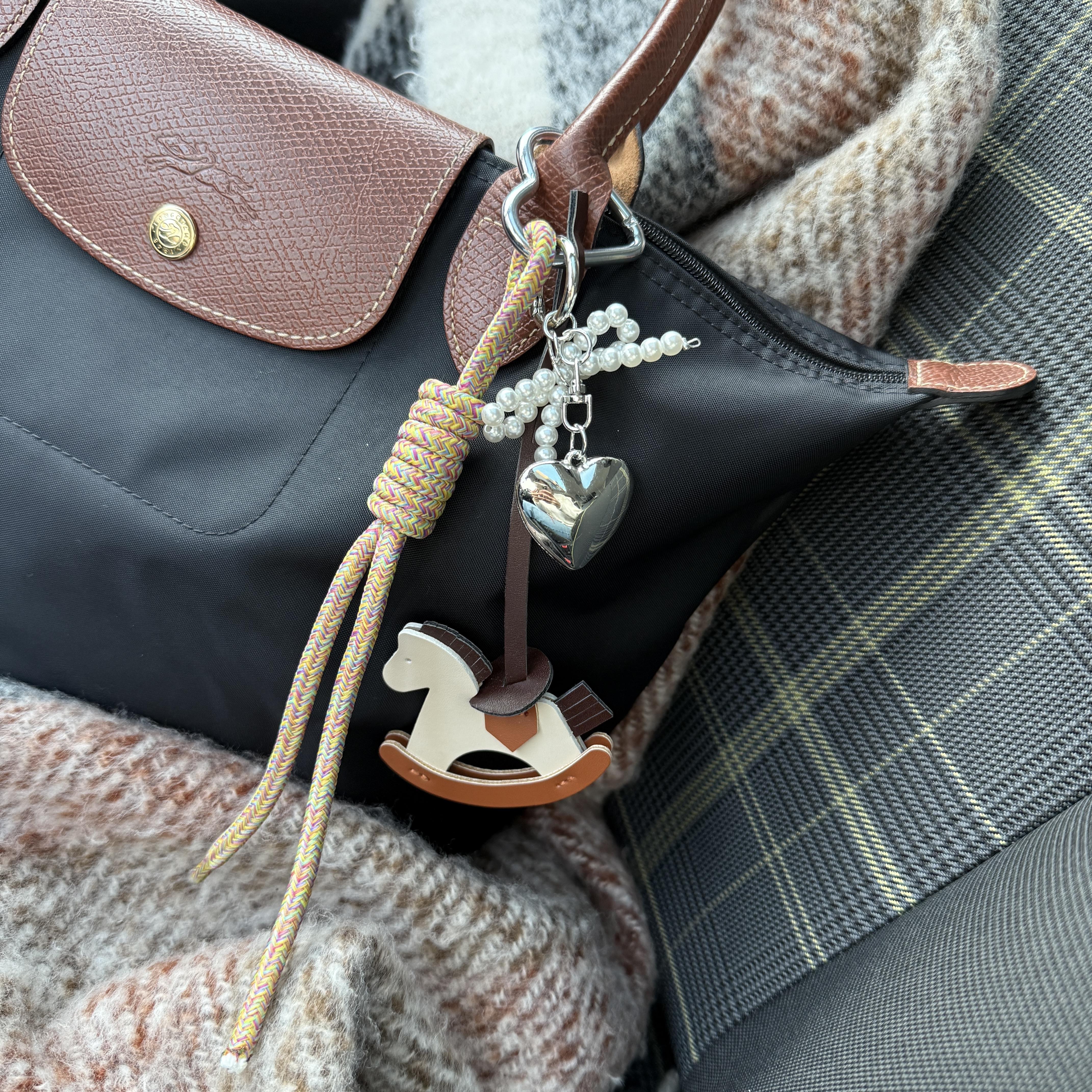 At Charmlı Çanta Aksesuarı&Anahtarlık