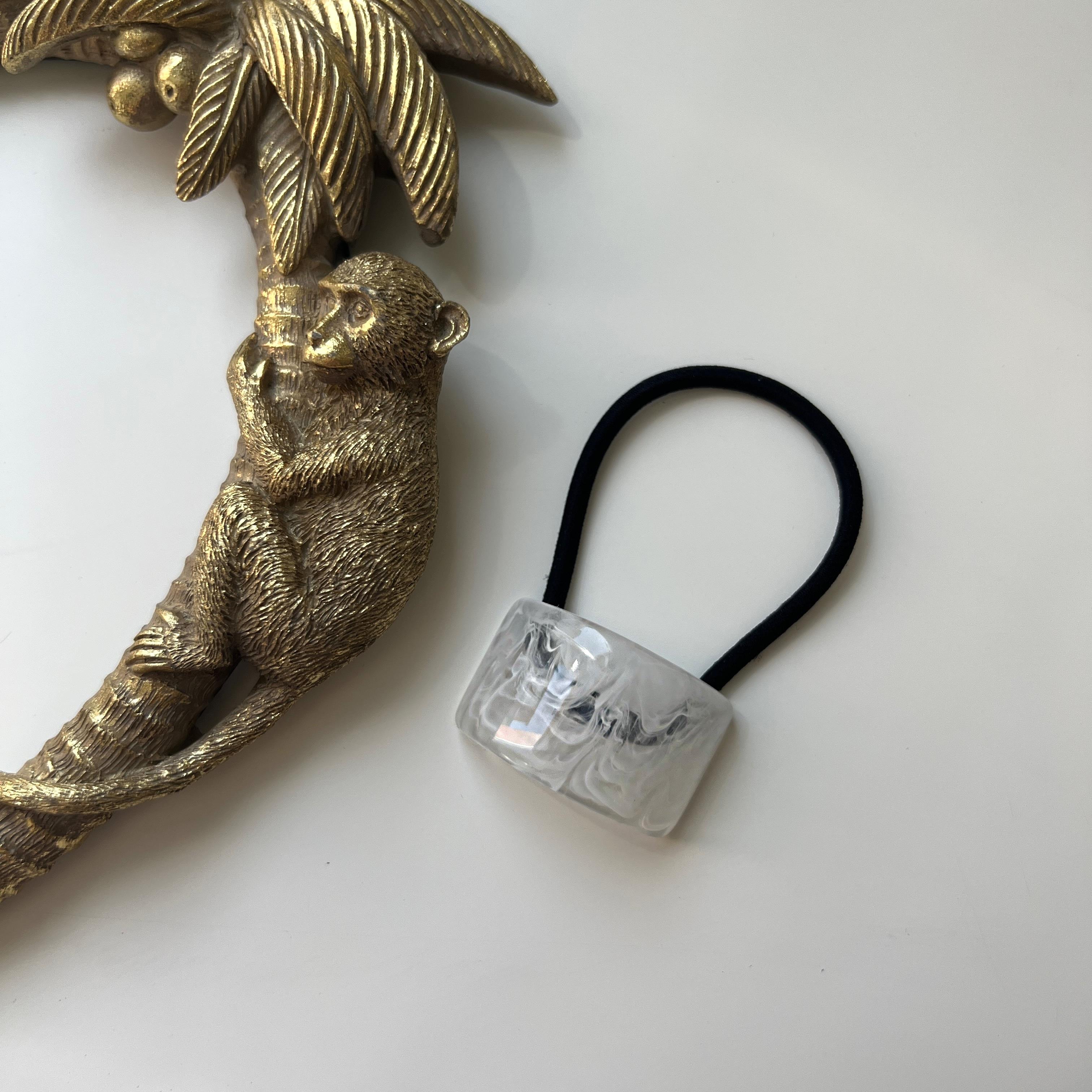 Beyaz Kemik Lastik Toka