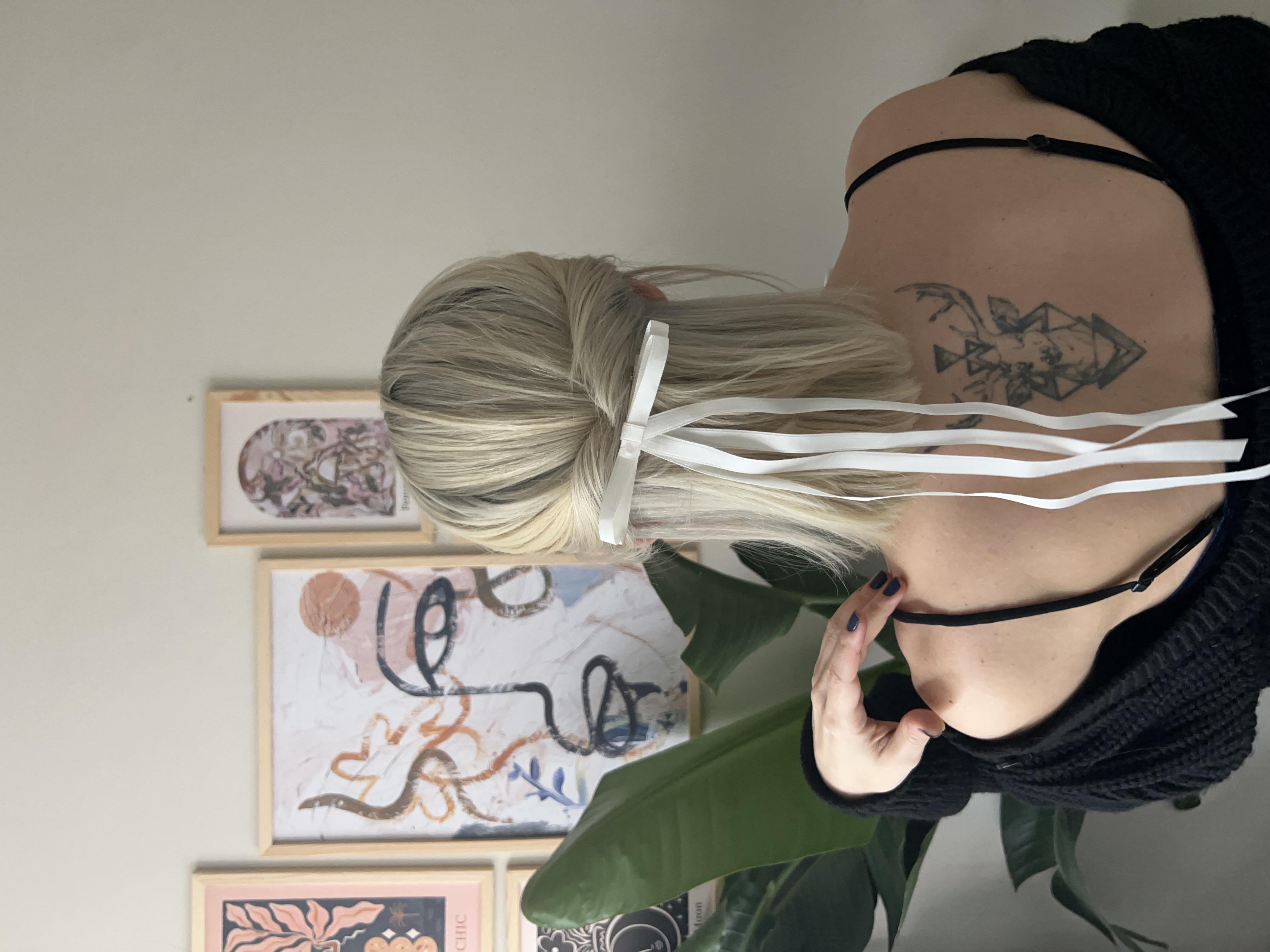 Beyaz Uzun Fiyonk Toka