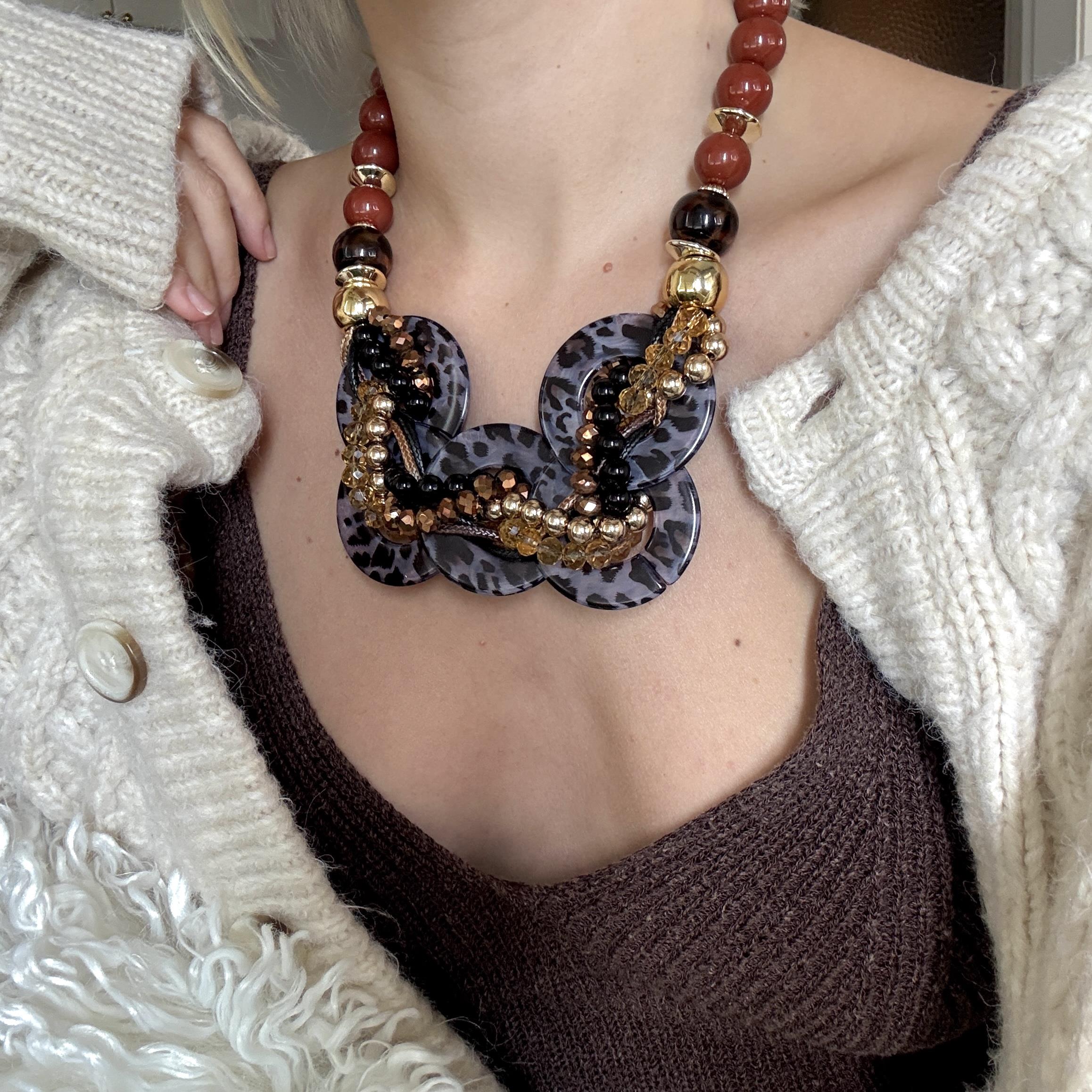 Boncuklu Akrilik Kolye