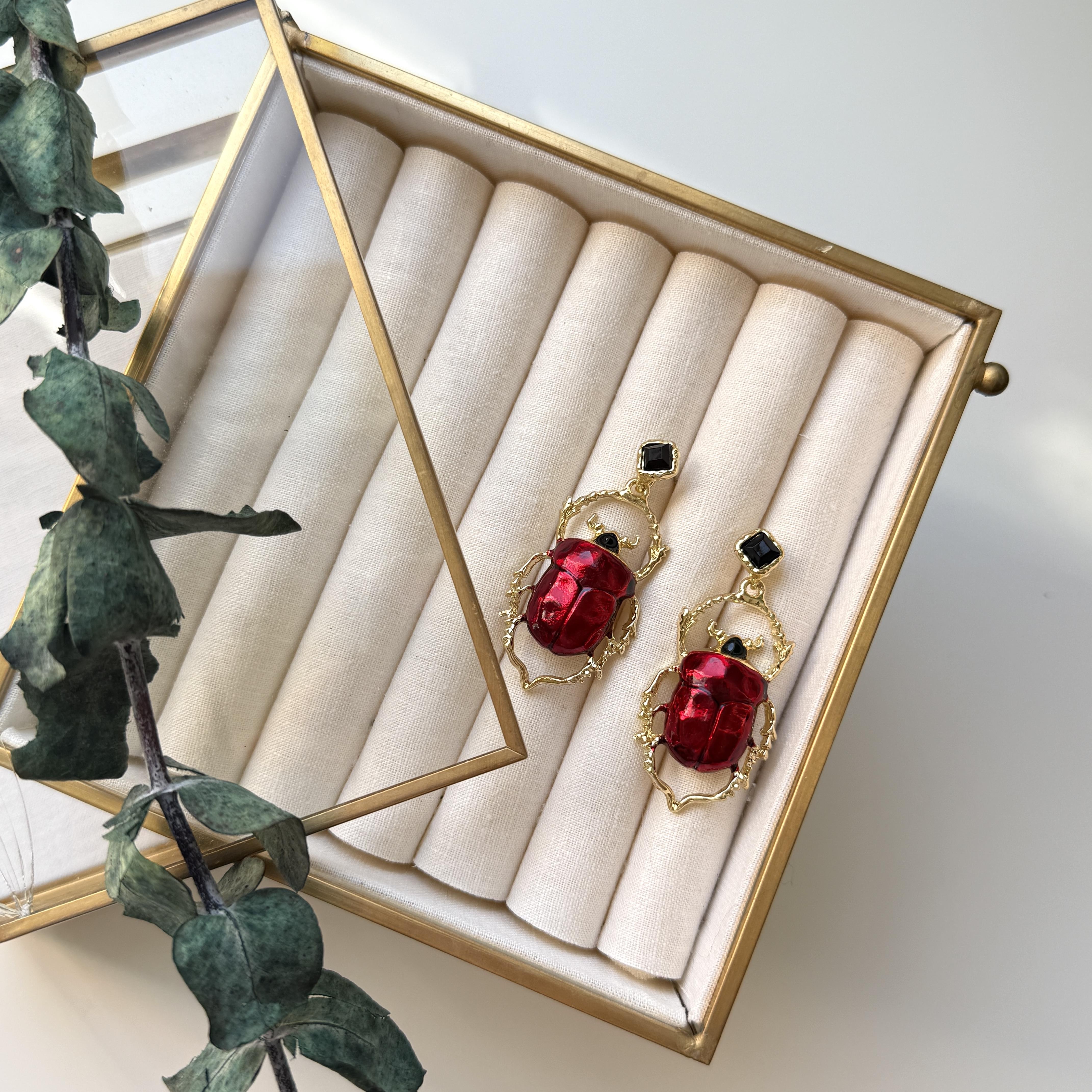 Bordo Mineli Scarab Küpe