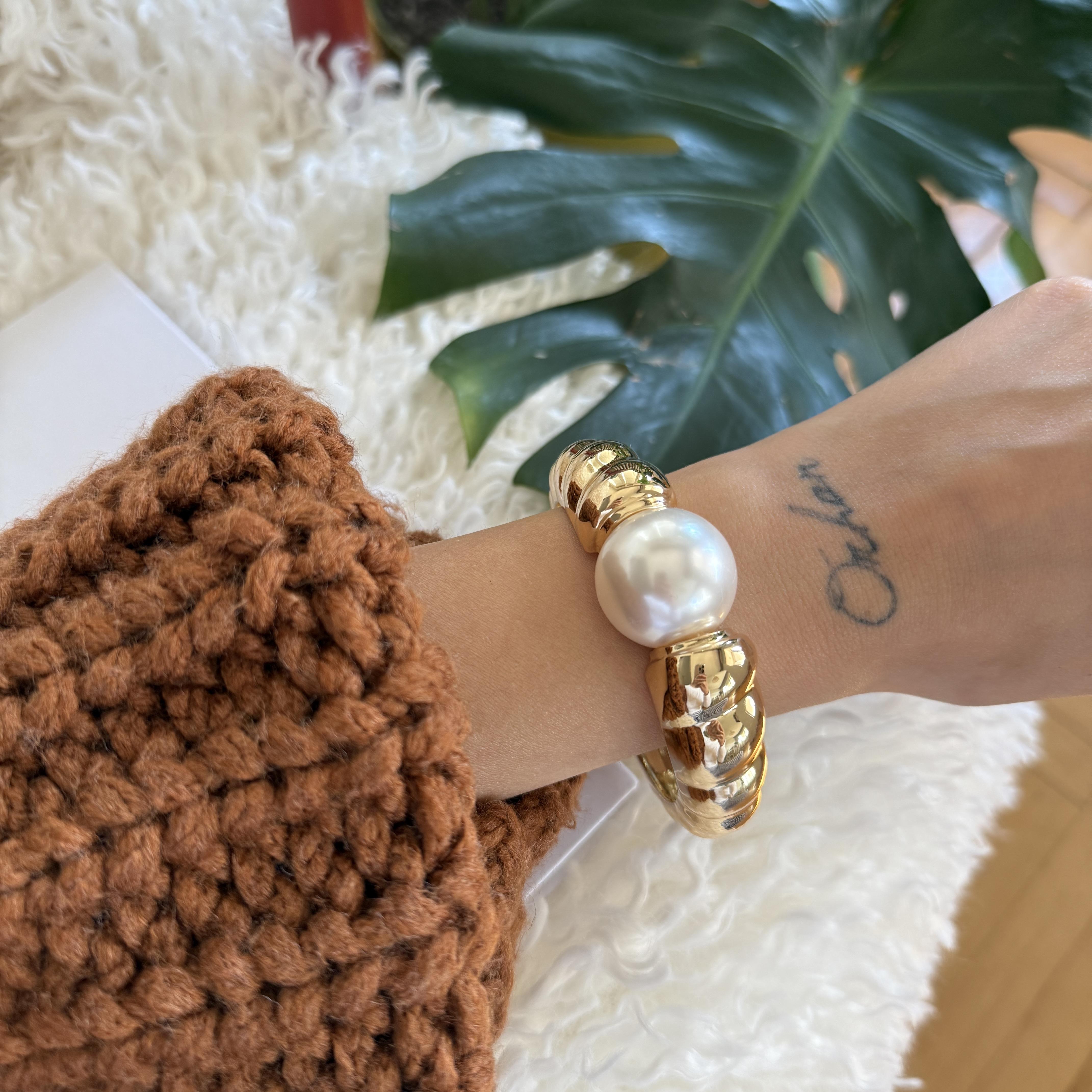 Burgu İnci Kelepçe