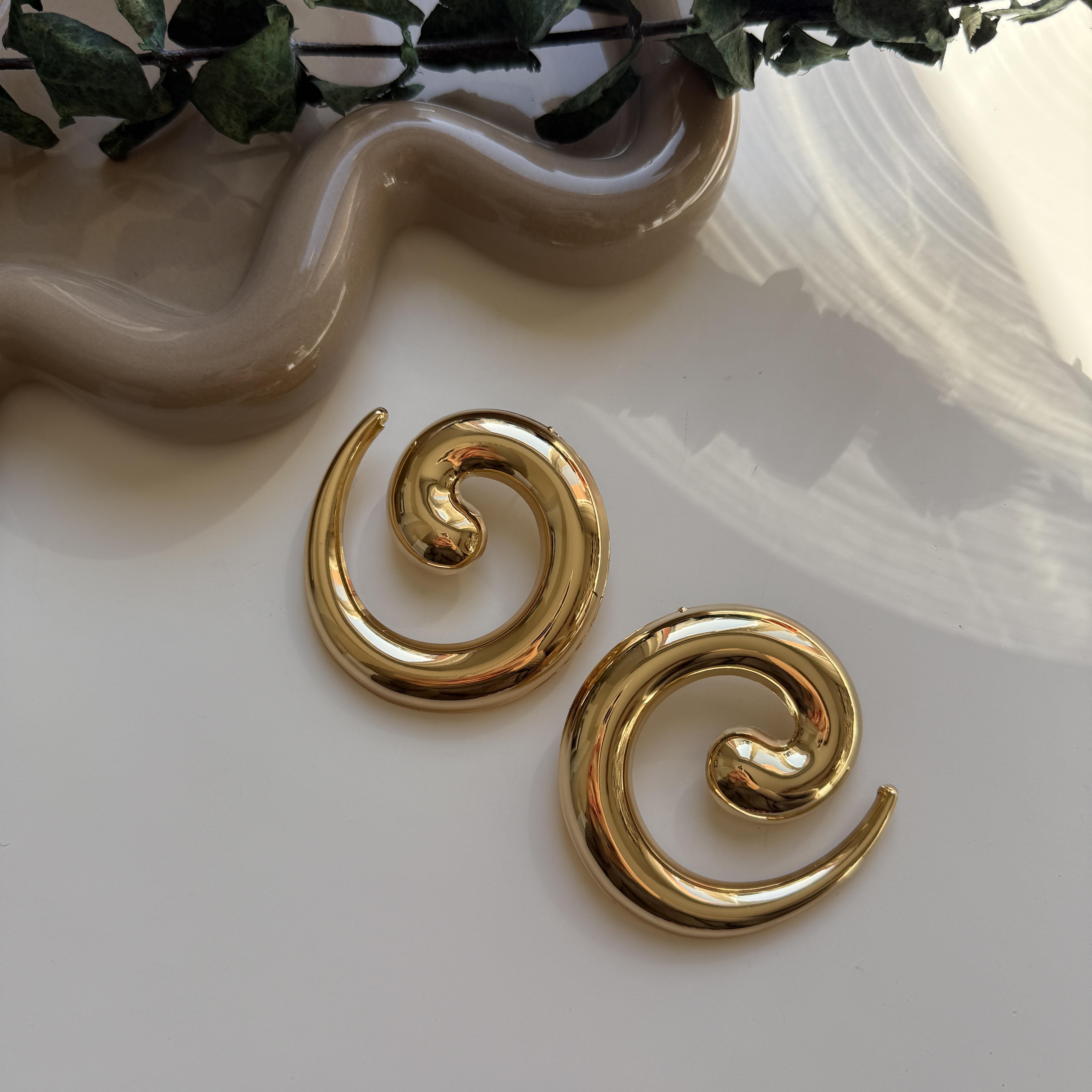 Büyük Spiral Küpe
