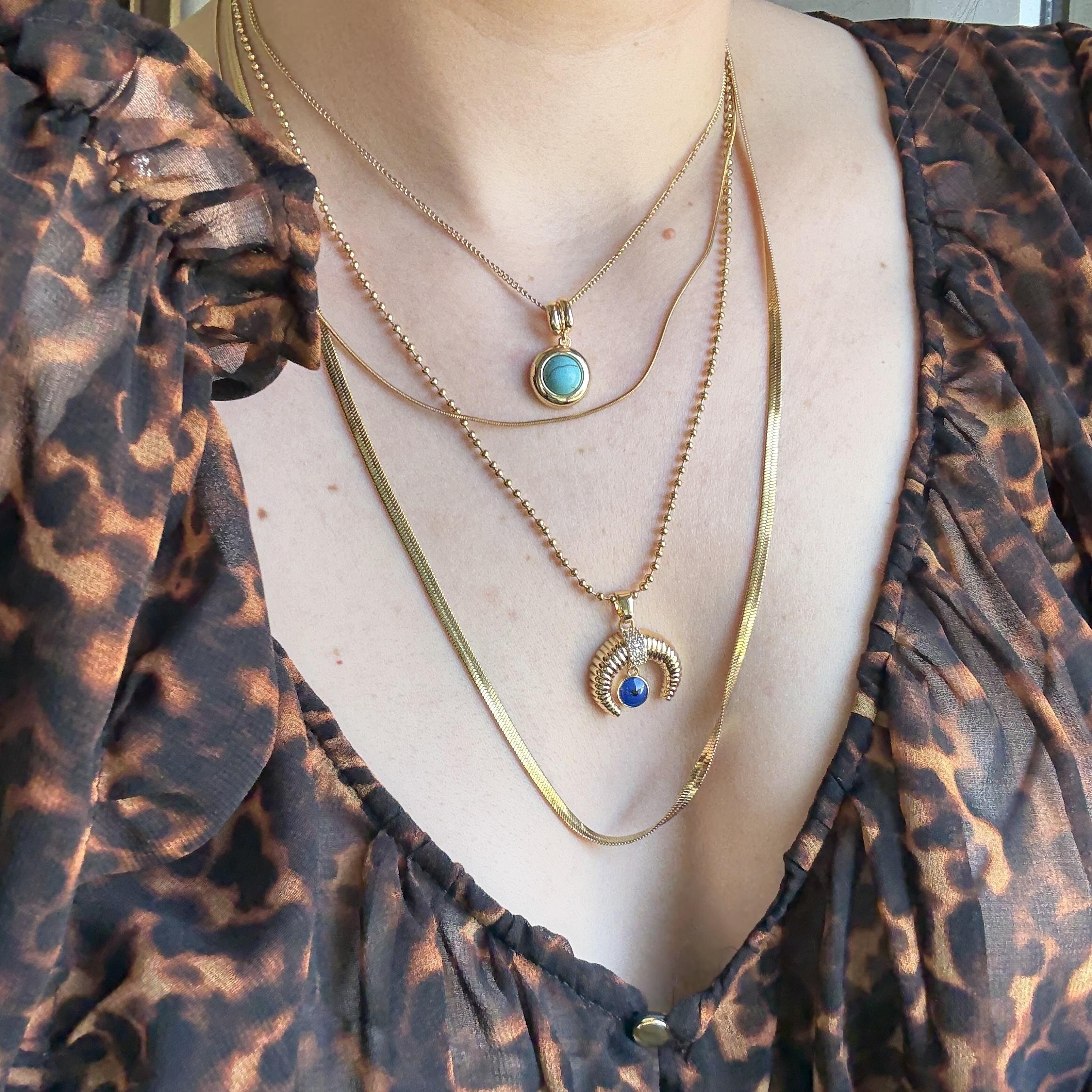 Çelik 4lü Vintage Kolye Seti