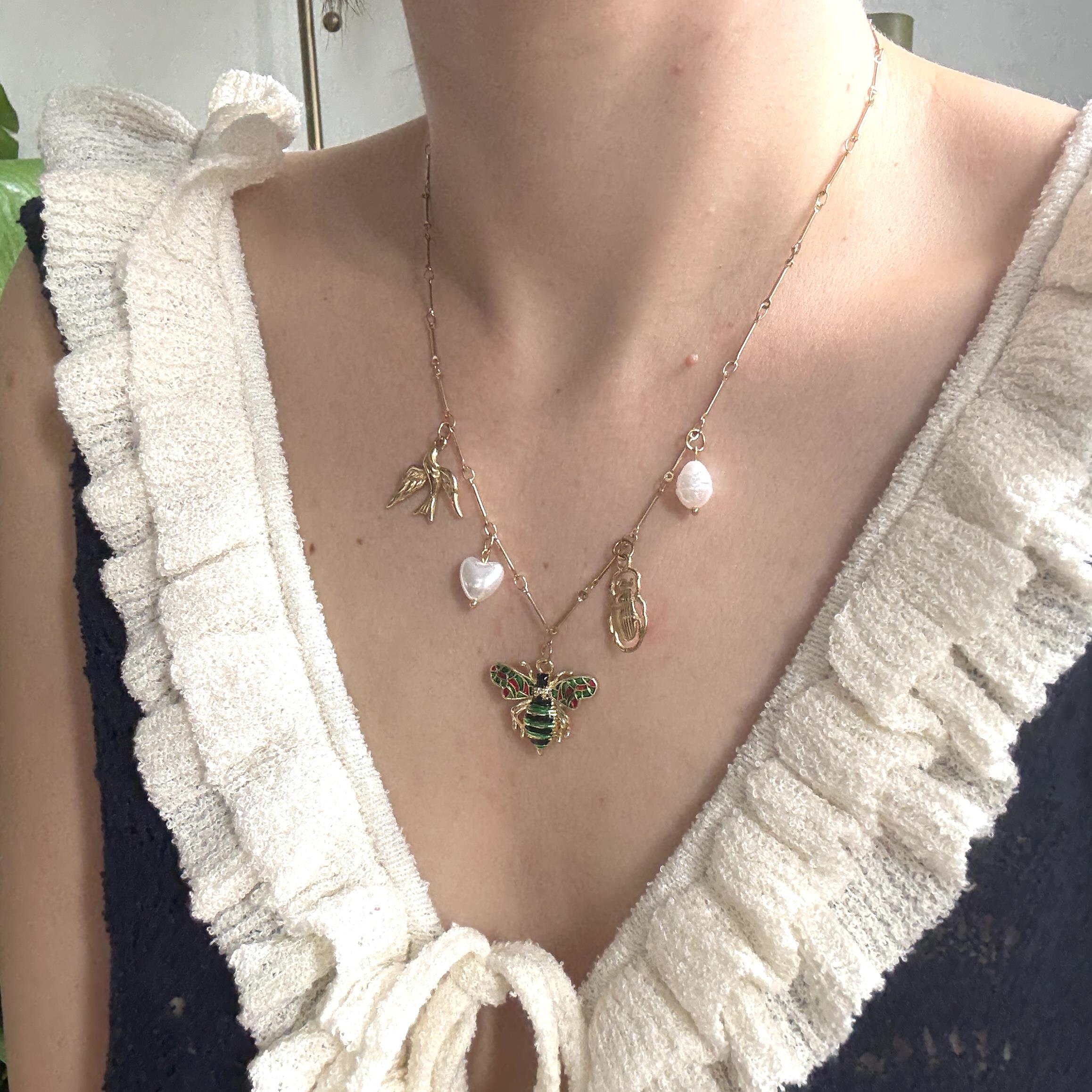 Çelik Arı&Kırlangıç Charm Kolye