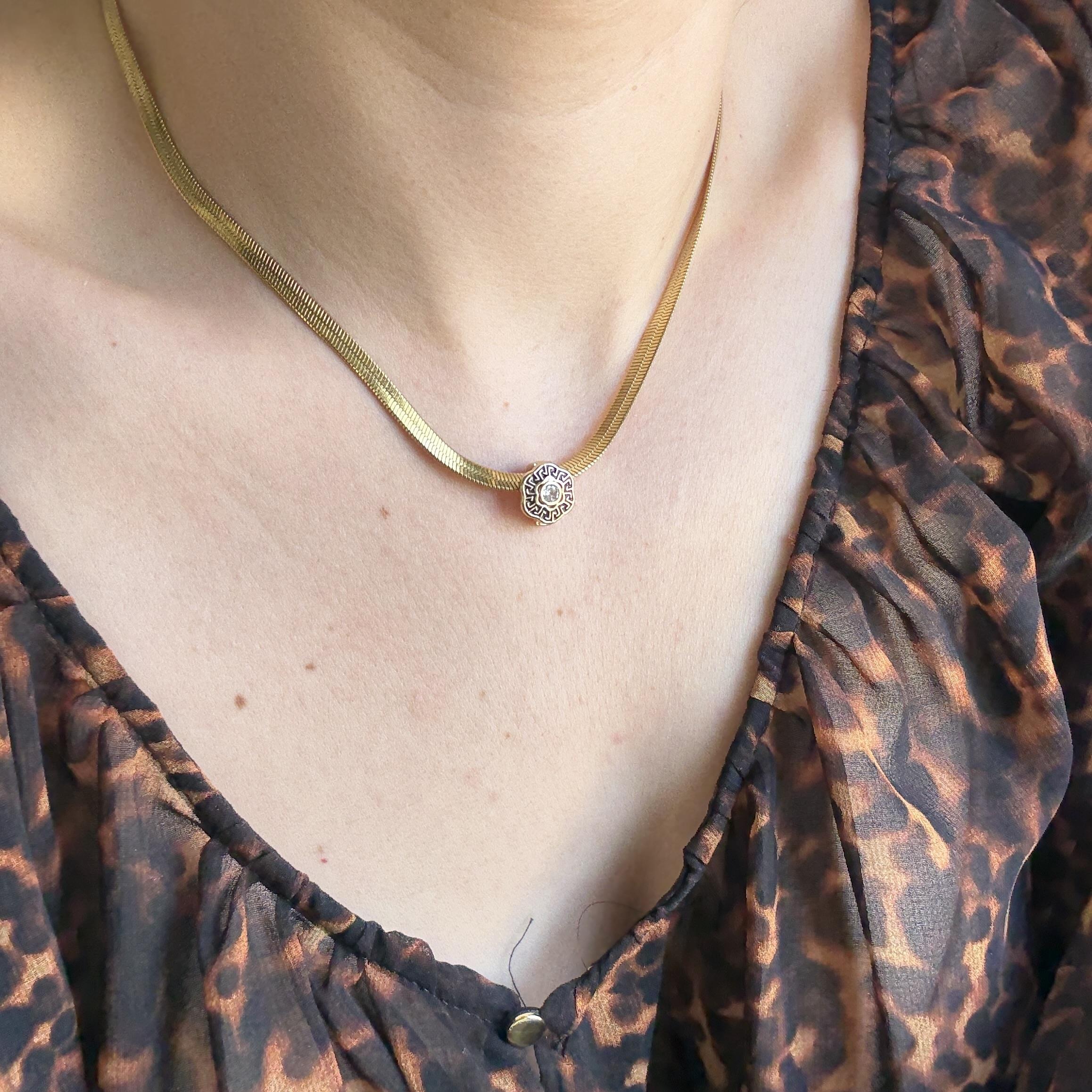 Çelik İtalyan Zinciri Vintage Uçlu Detay Kolye