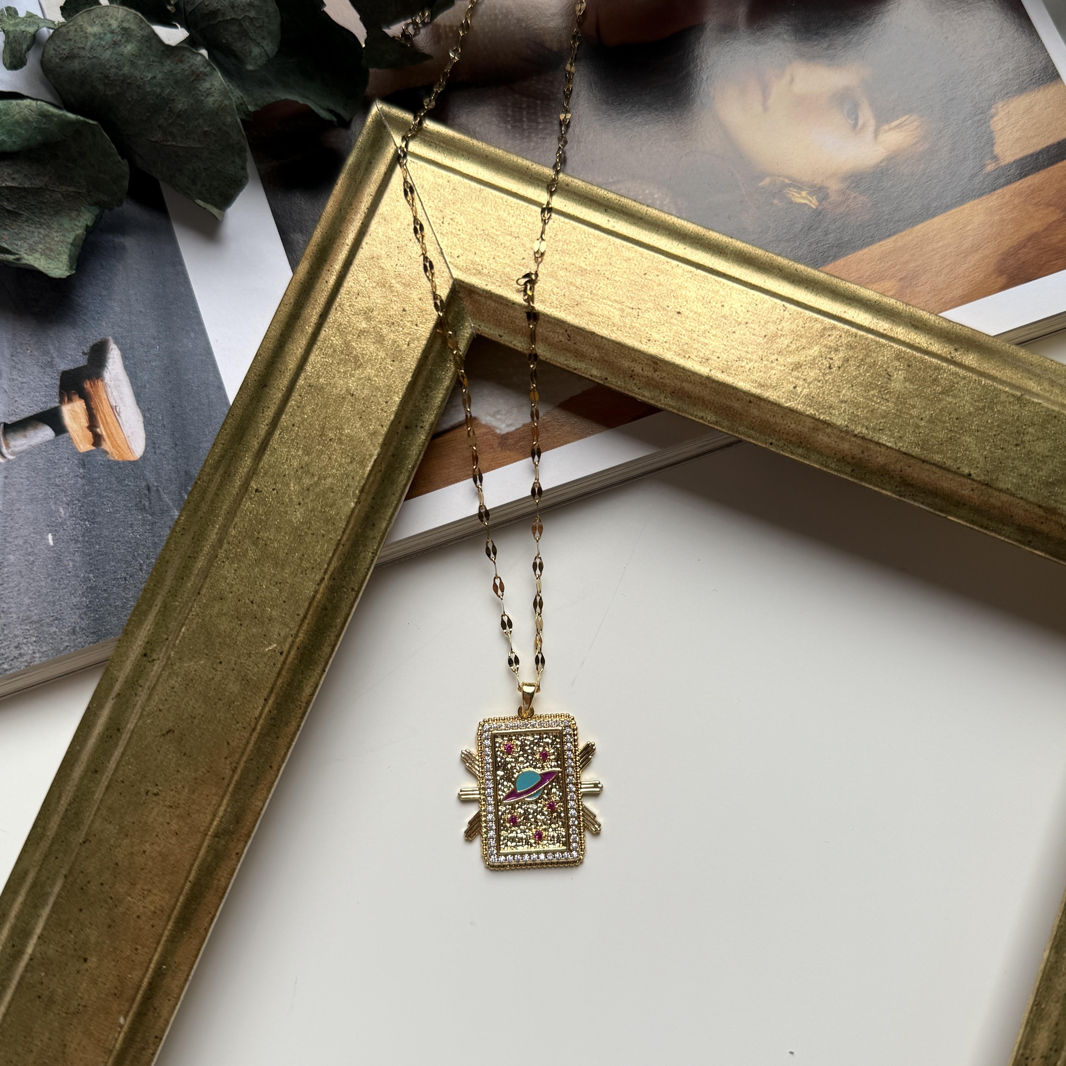 Çelik Plaka Gezegen Kolye