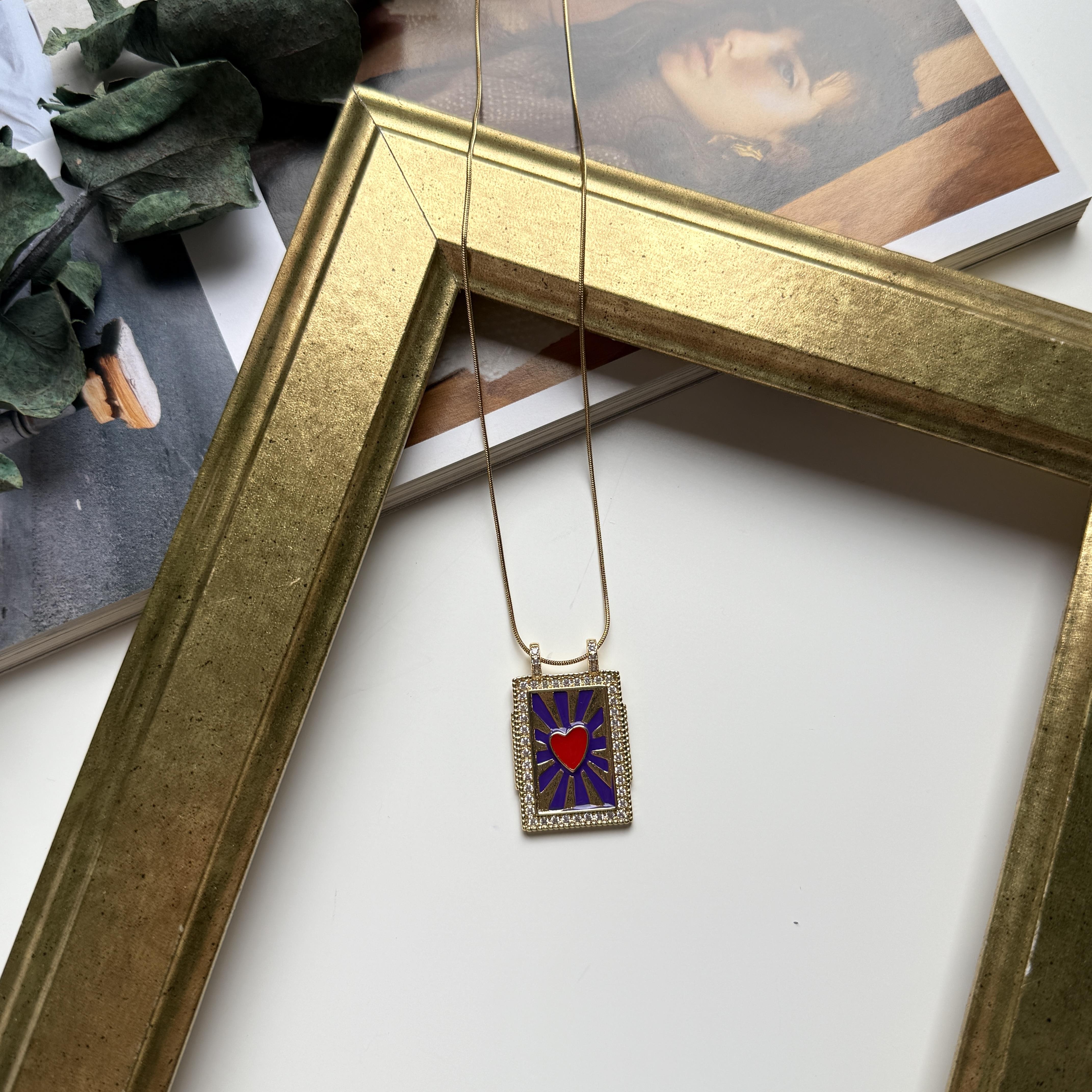 Çelik Tasarım Taşlı Kalp Kolye