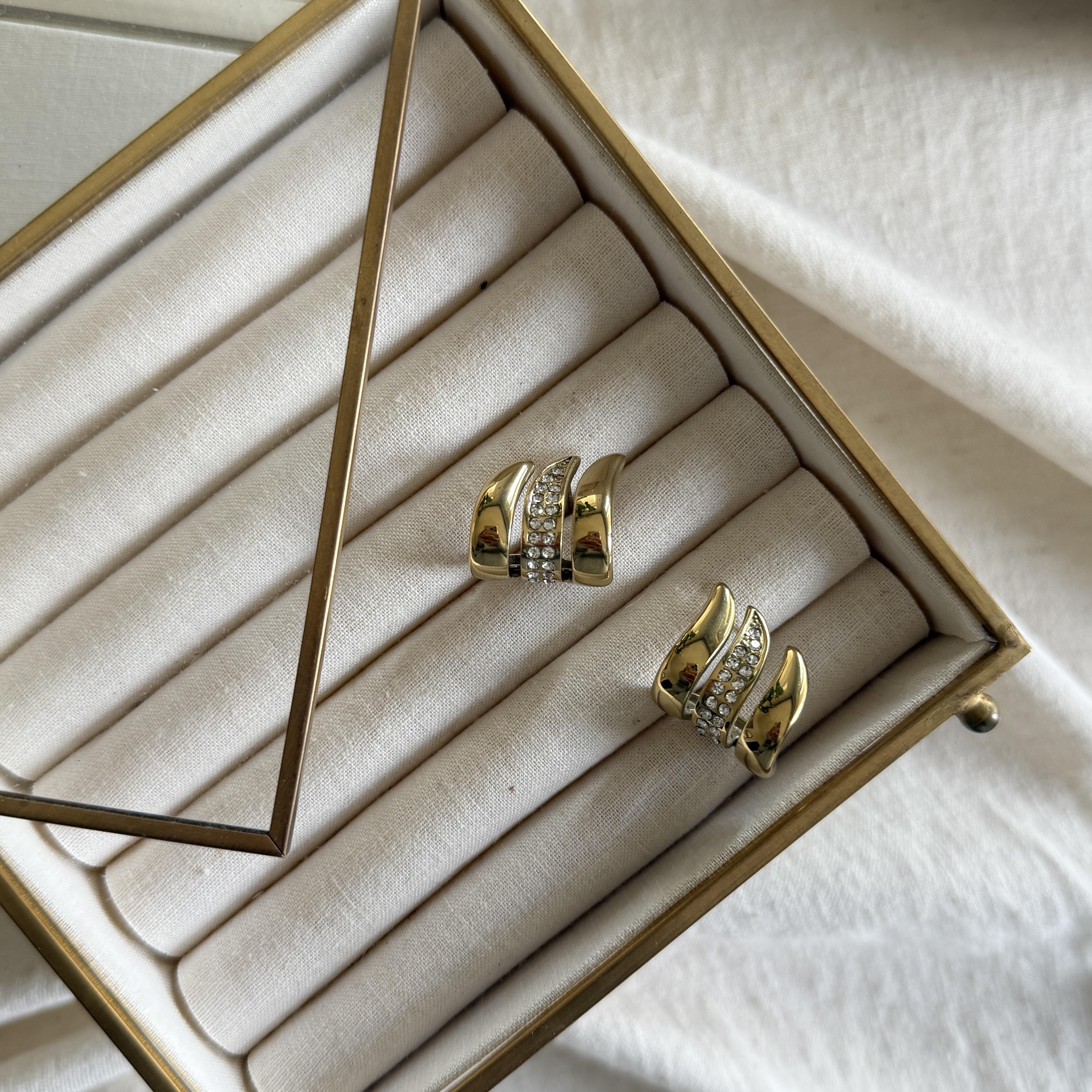 Çelik Taşlı Çoklu Görünüm Küpe