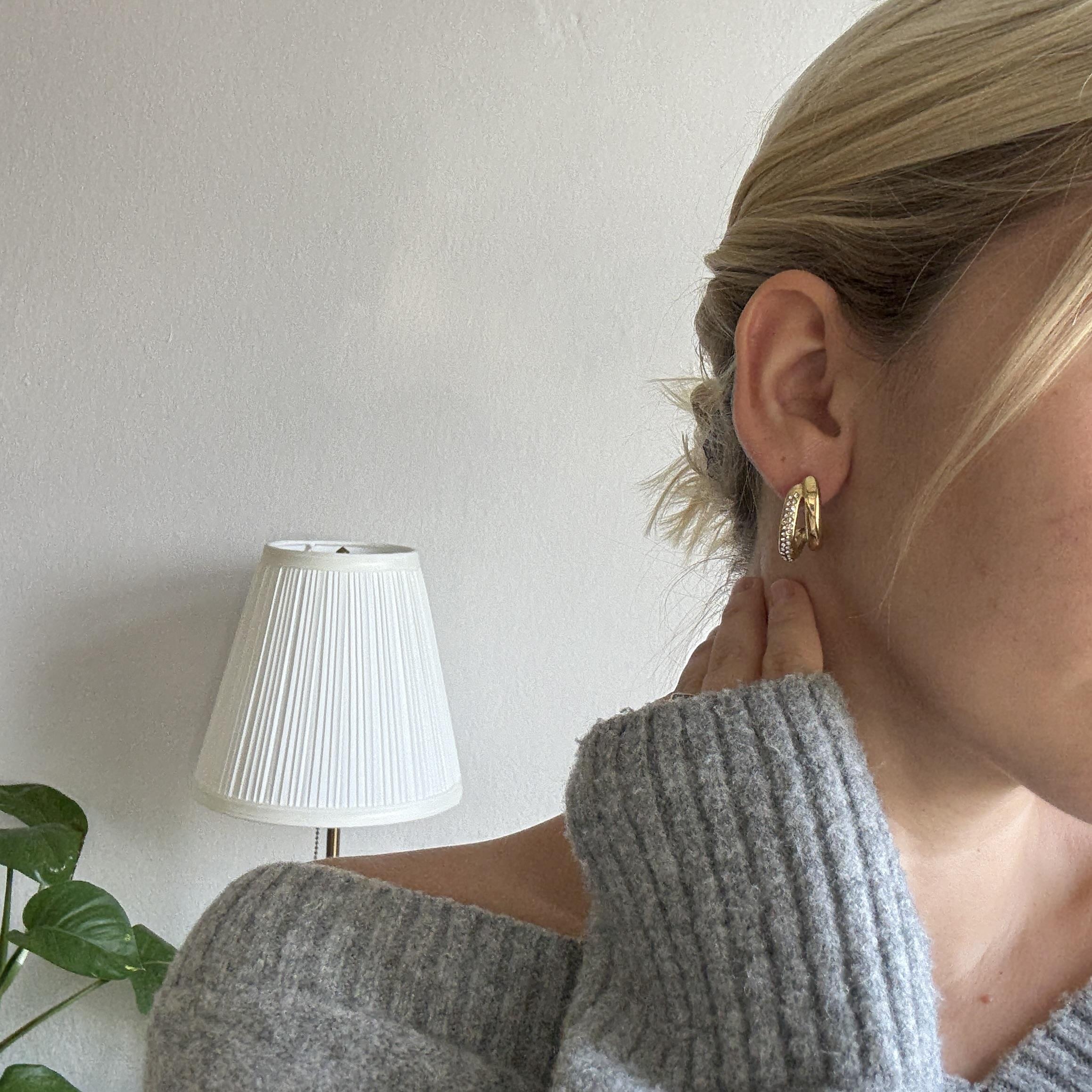 Çelik Taşlı İkili Görünüm Halka Küpe