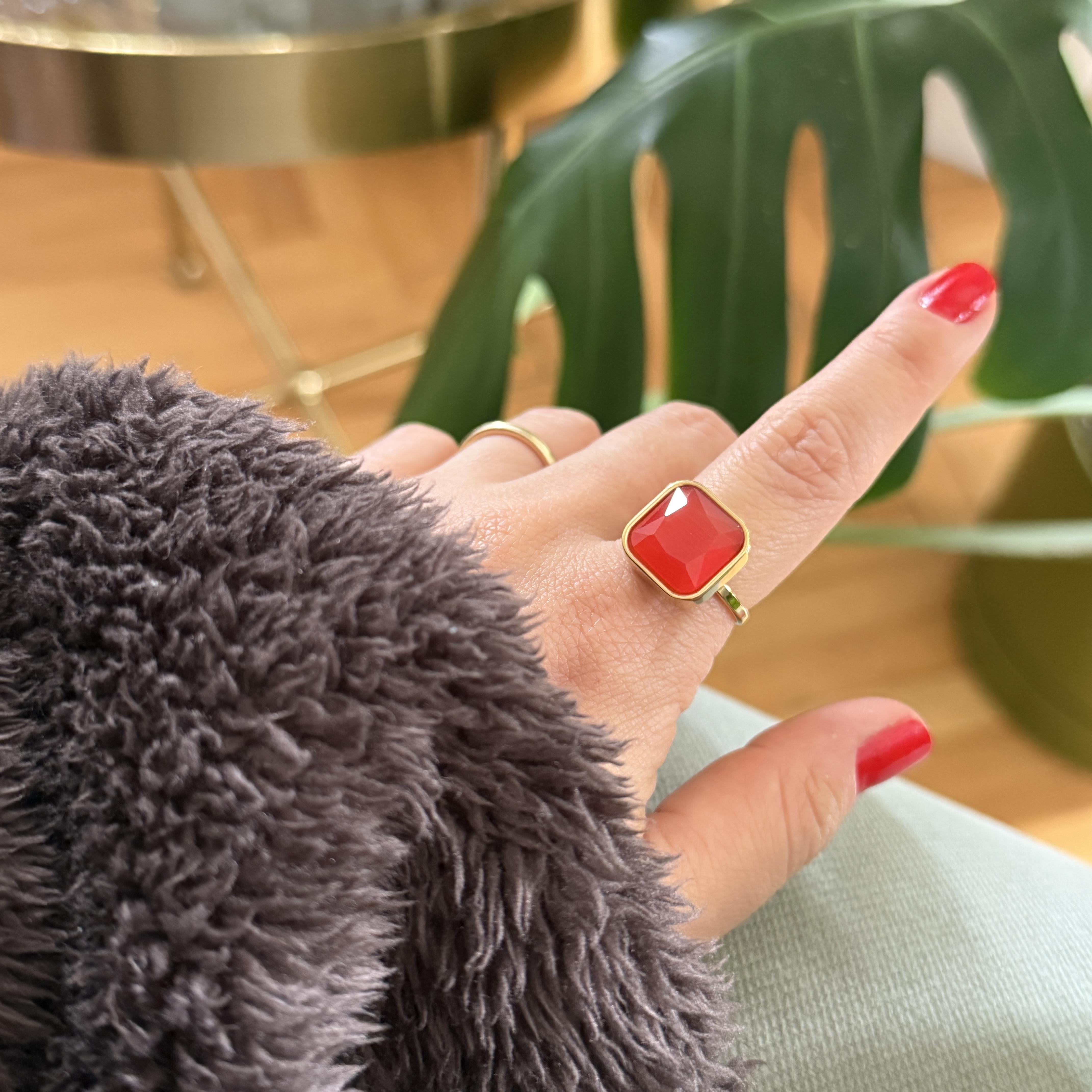 Çelik Turuncu Taşlı Yüzük