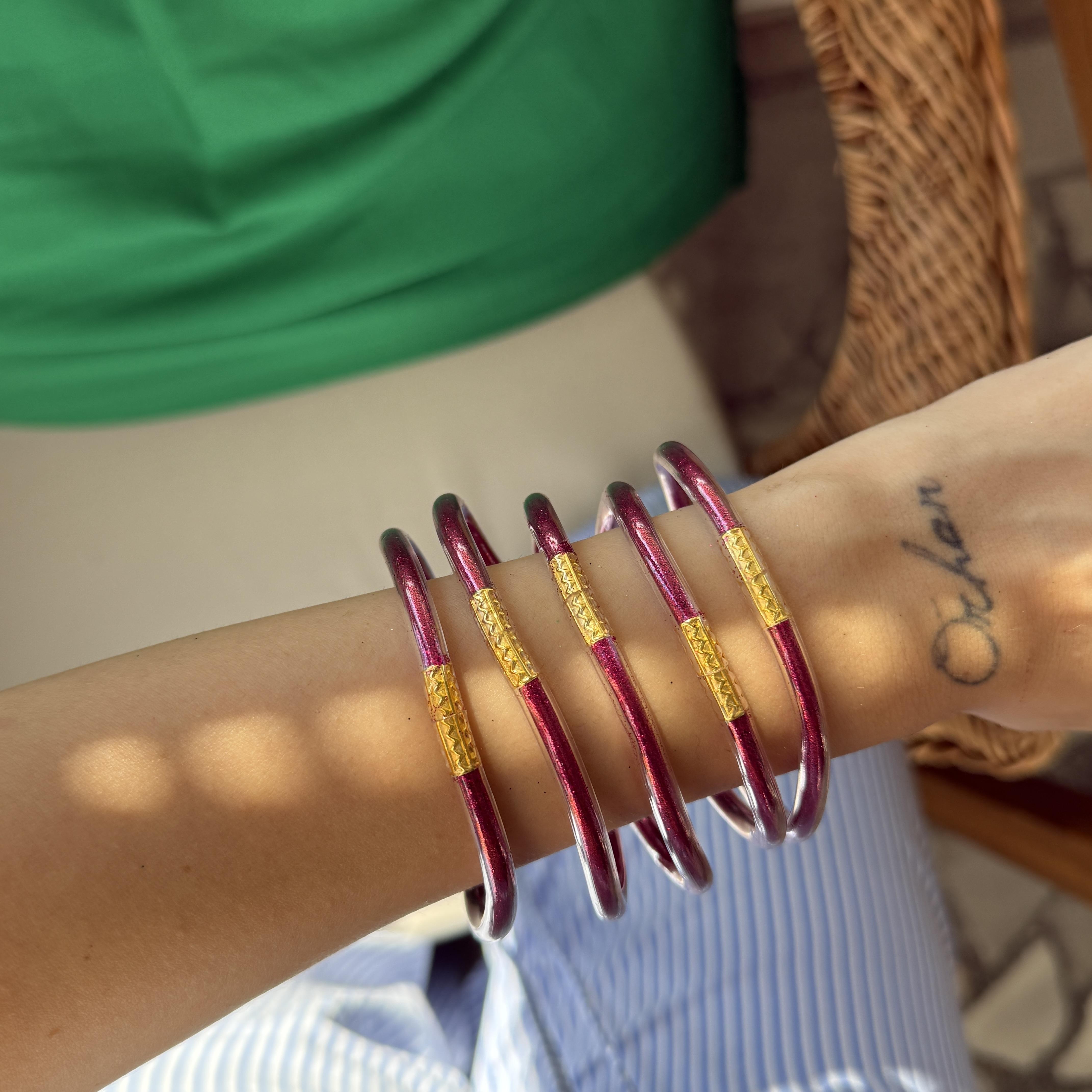 Fuşya Plastik Simli Bilezik Seti