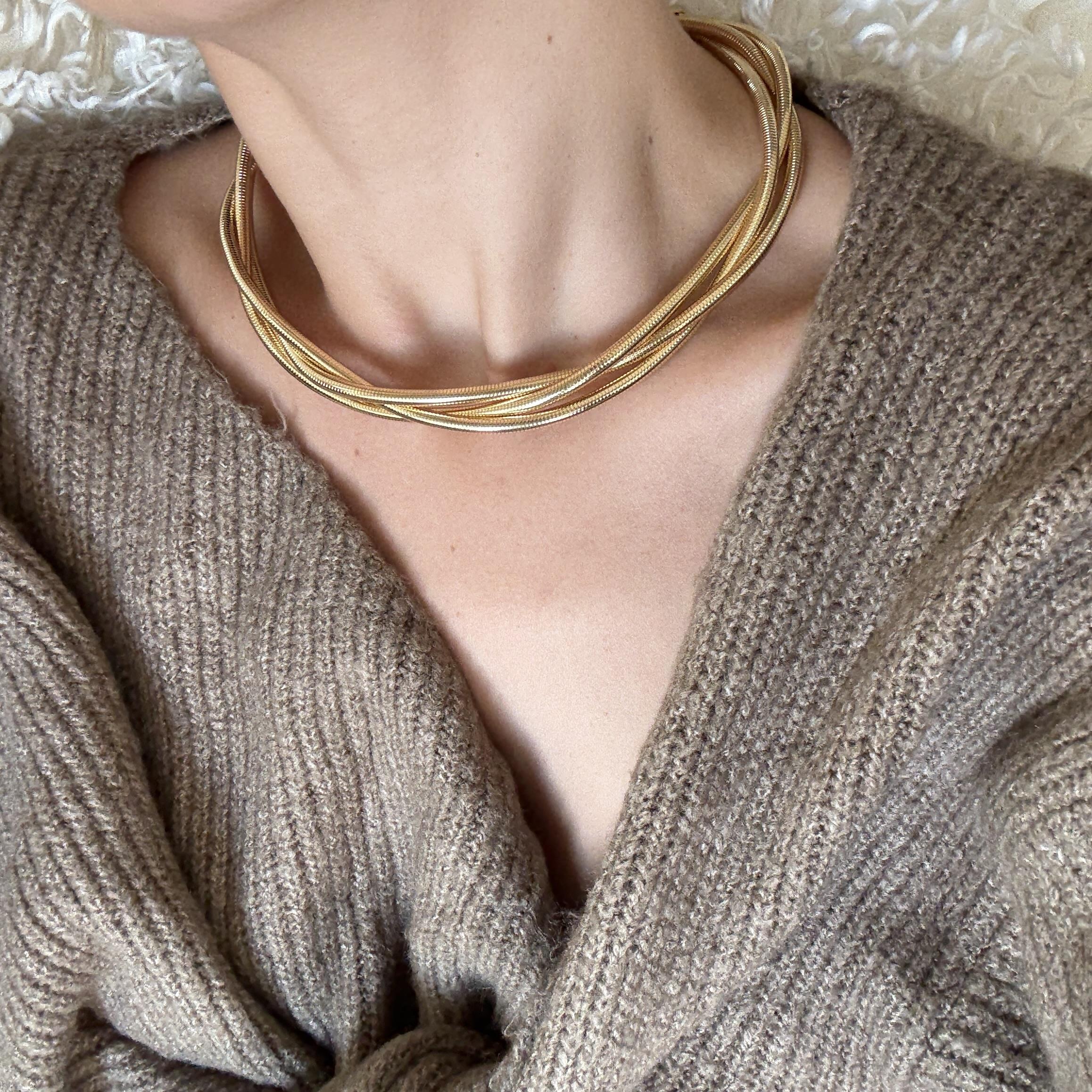 Gold 3lü Burgu Kolye