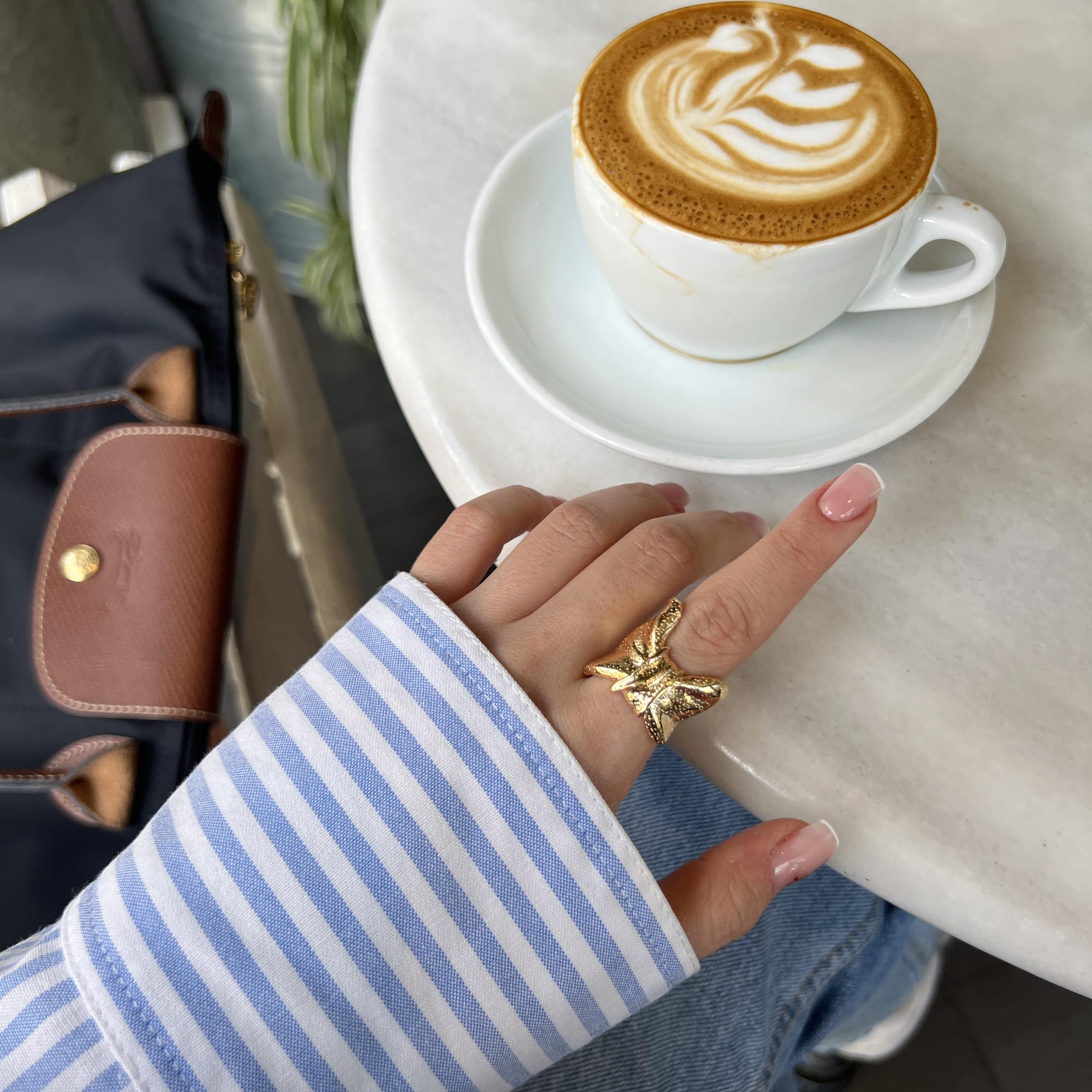 Gold Büyük Fiyonk Yüzük