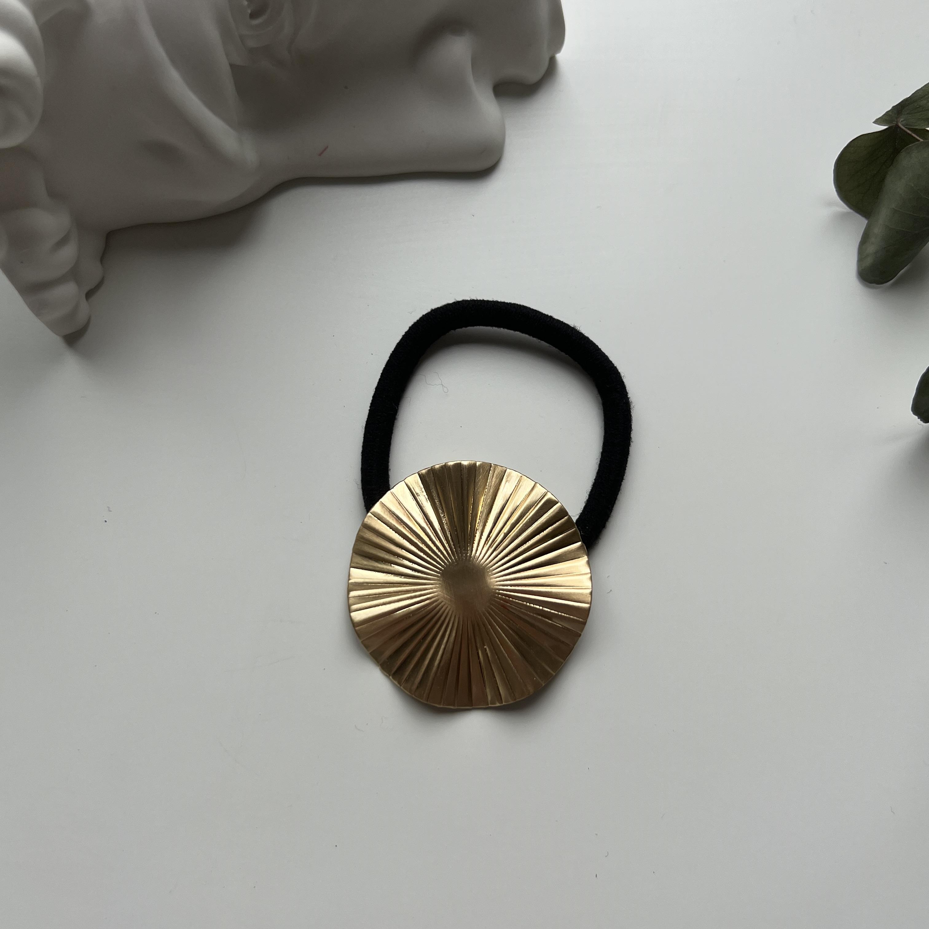 Gold Dalgalı Plaka Lastik Toka