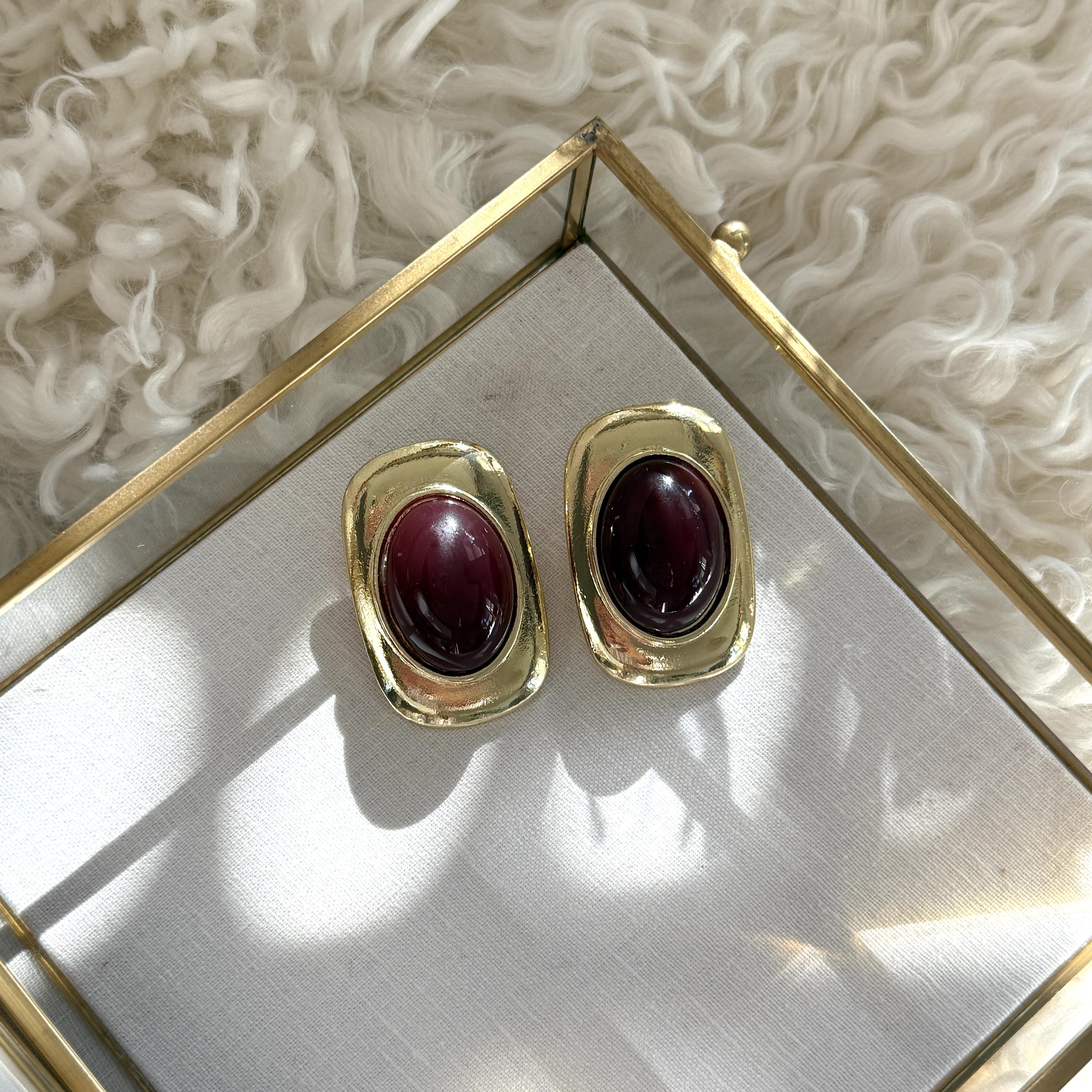 Gold Detaylı Oval Kahverengi Vintage Küpe