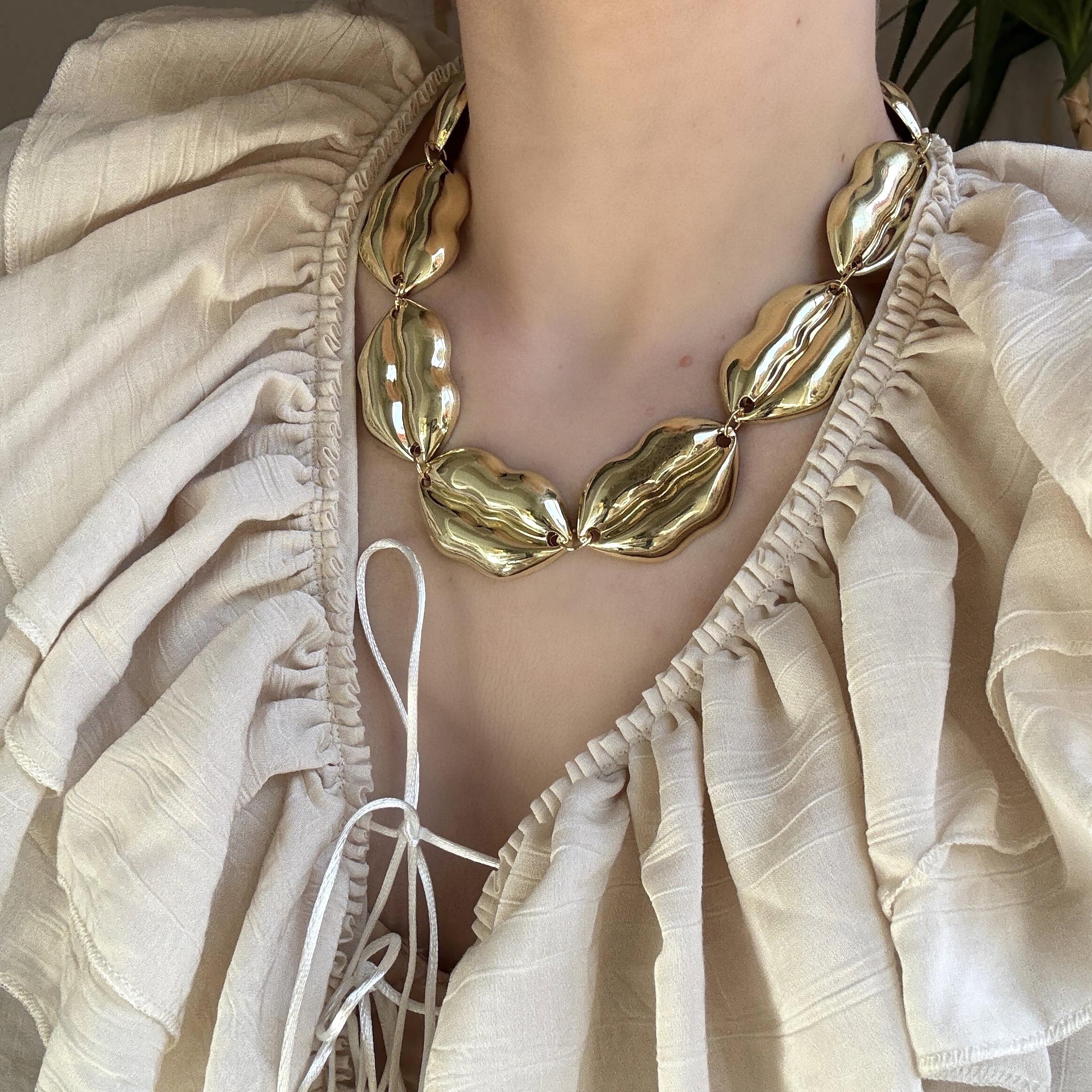 Gold Dudak Kolye