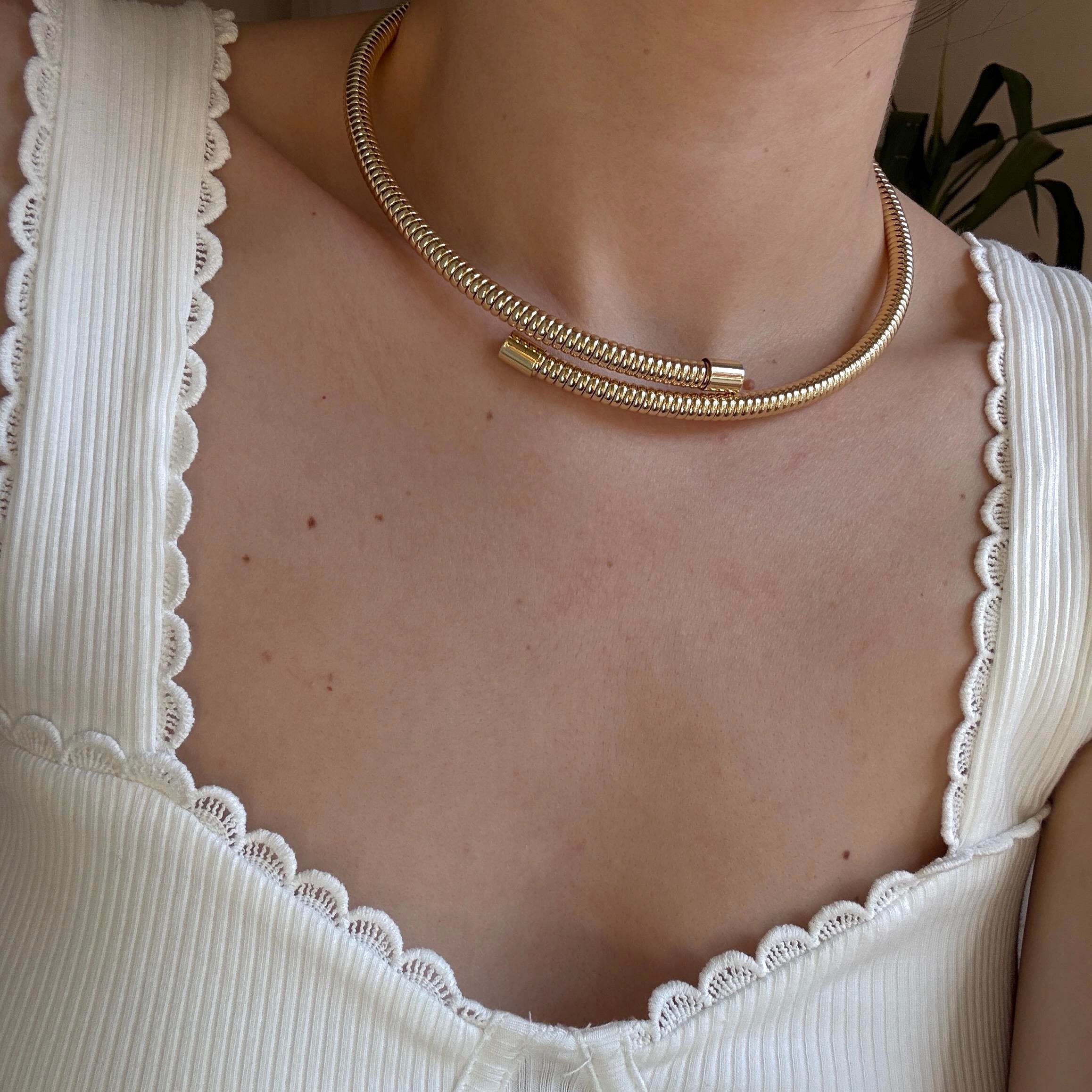 Gold Spiral Bombeli Choker Kolye