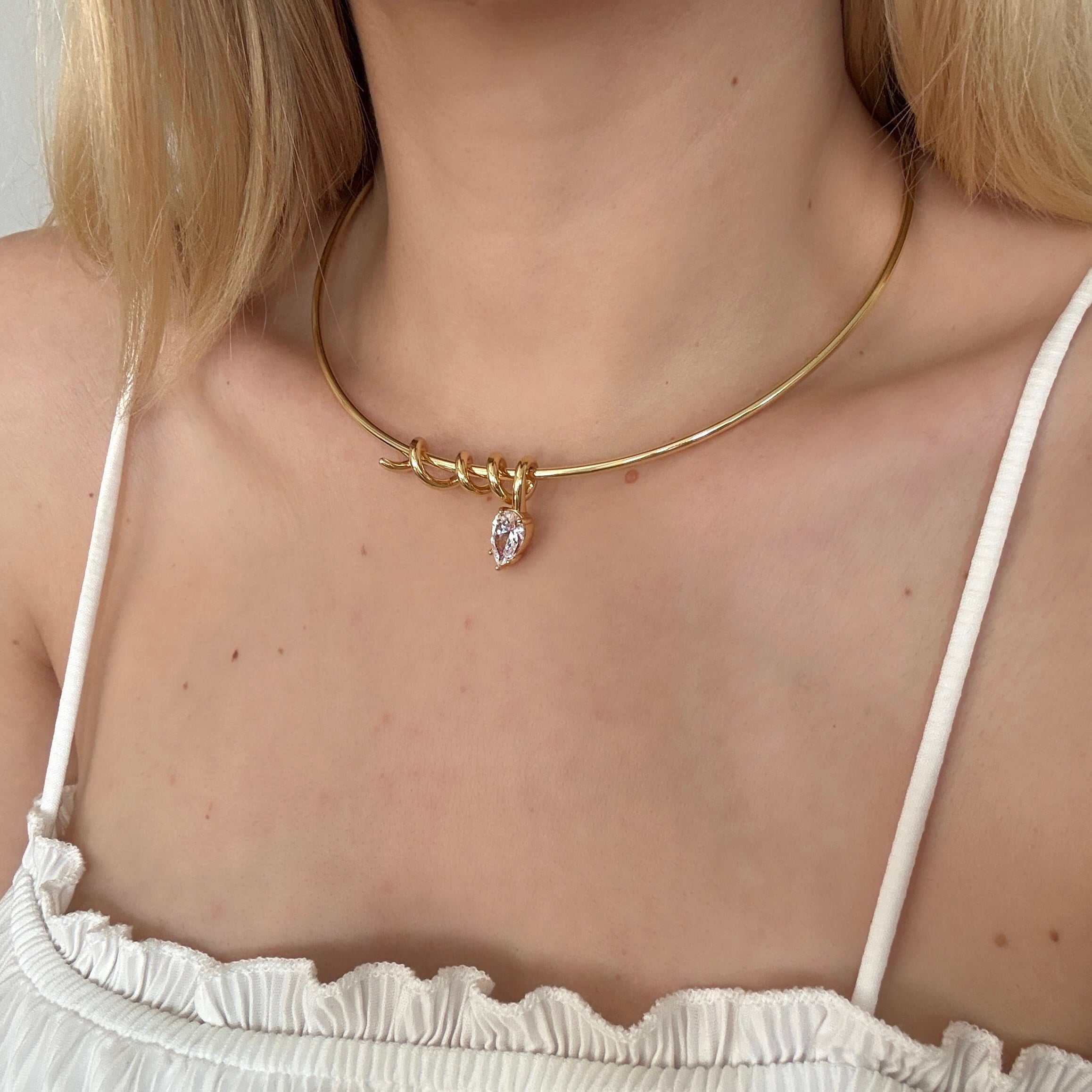 Gold Spiral Yılan Choker Kolye