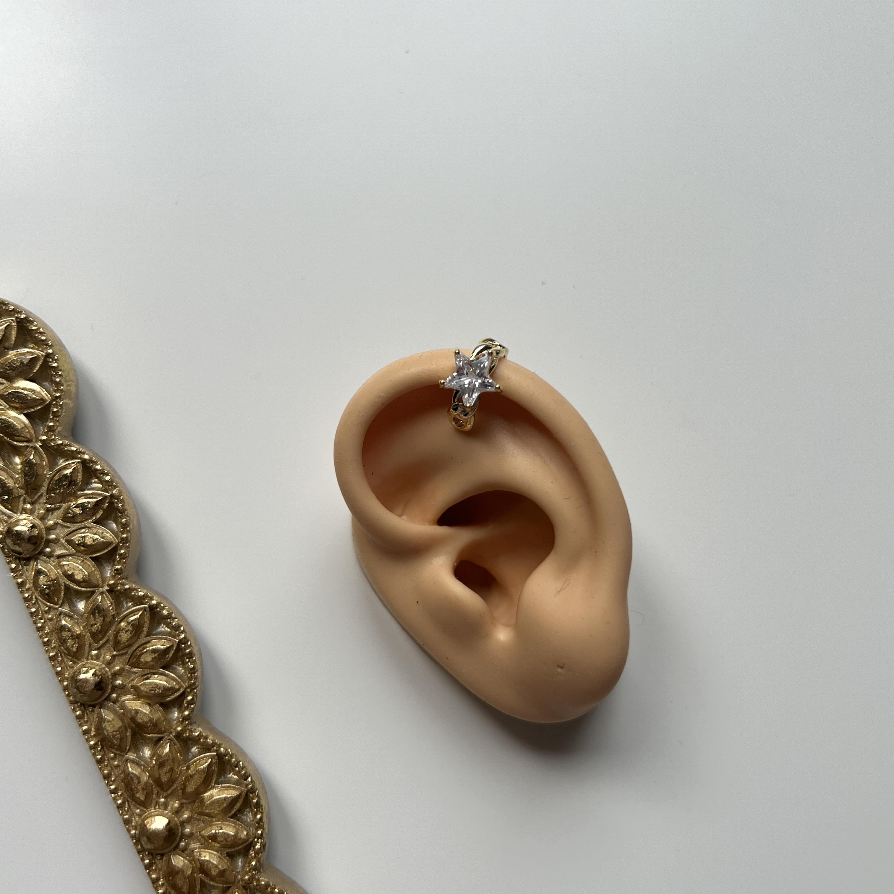 Gold Taşlı Yıldız Earcuff