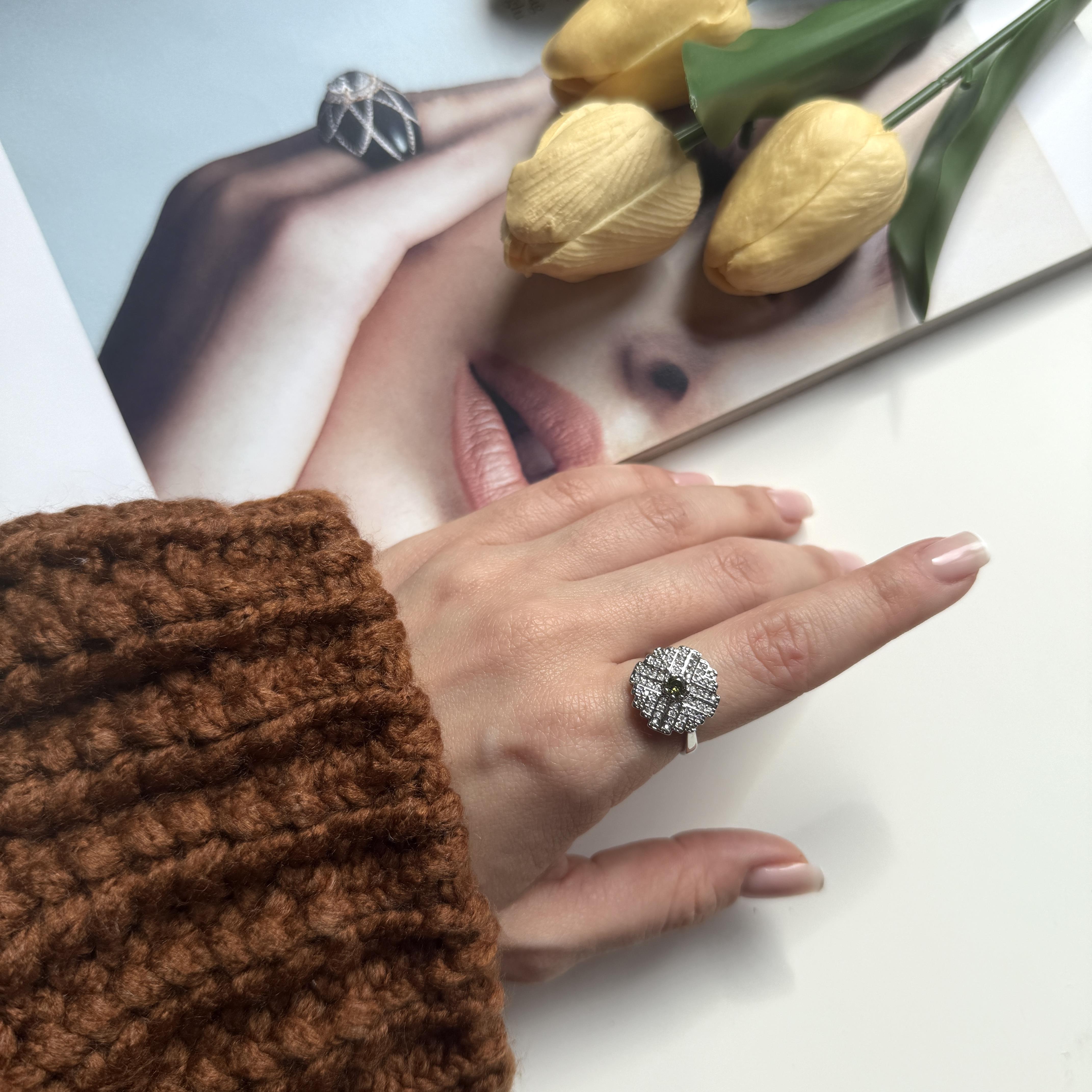 Gold Yeşil Taşlı Vintage Yüzük