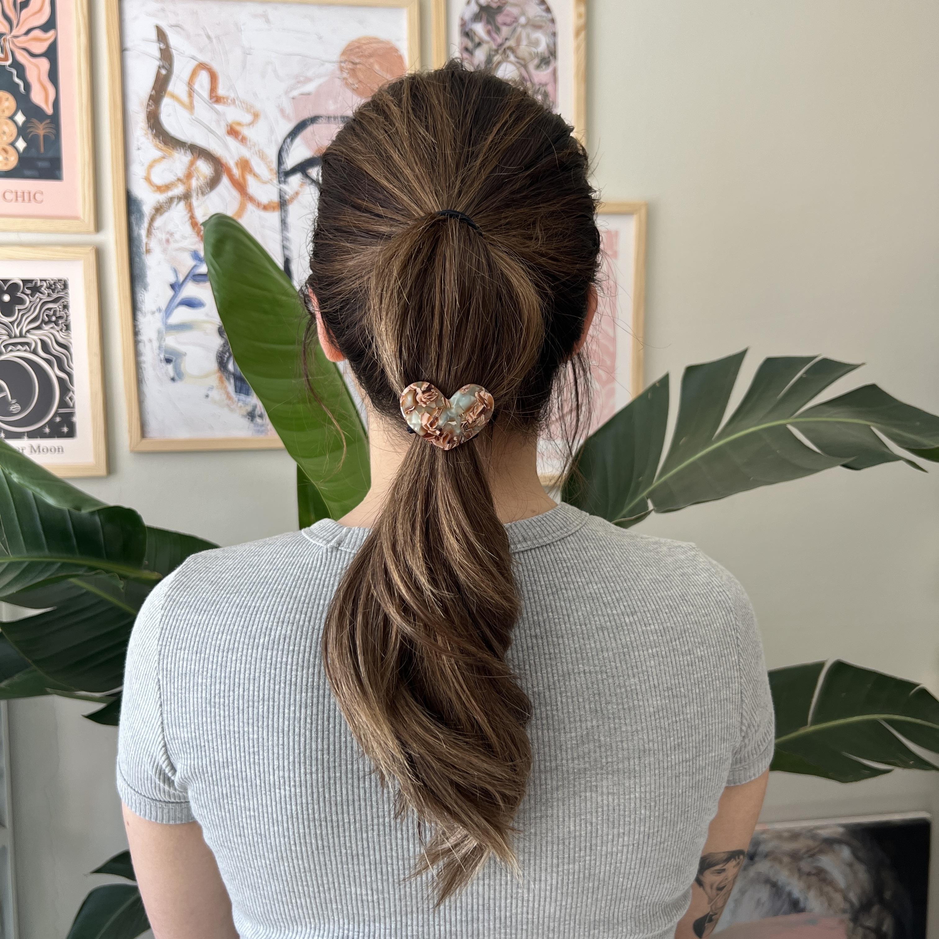 Kemik Renkli Lastik Toka