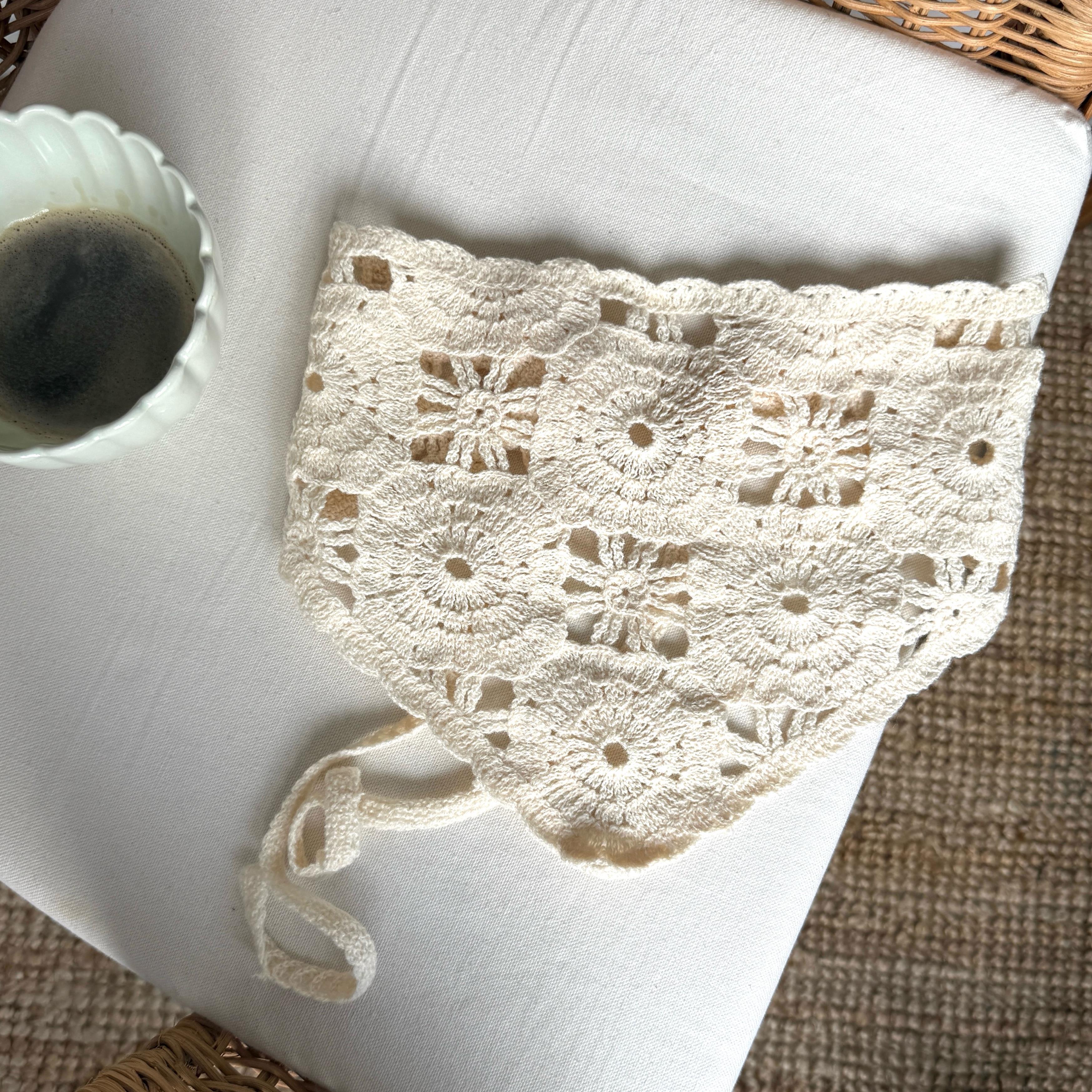 Krem Vintage Üçgen Bandana