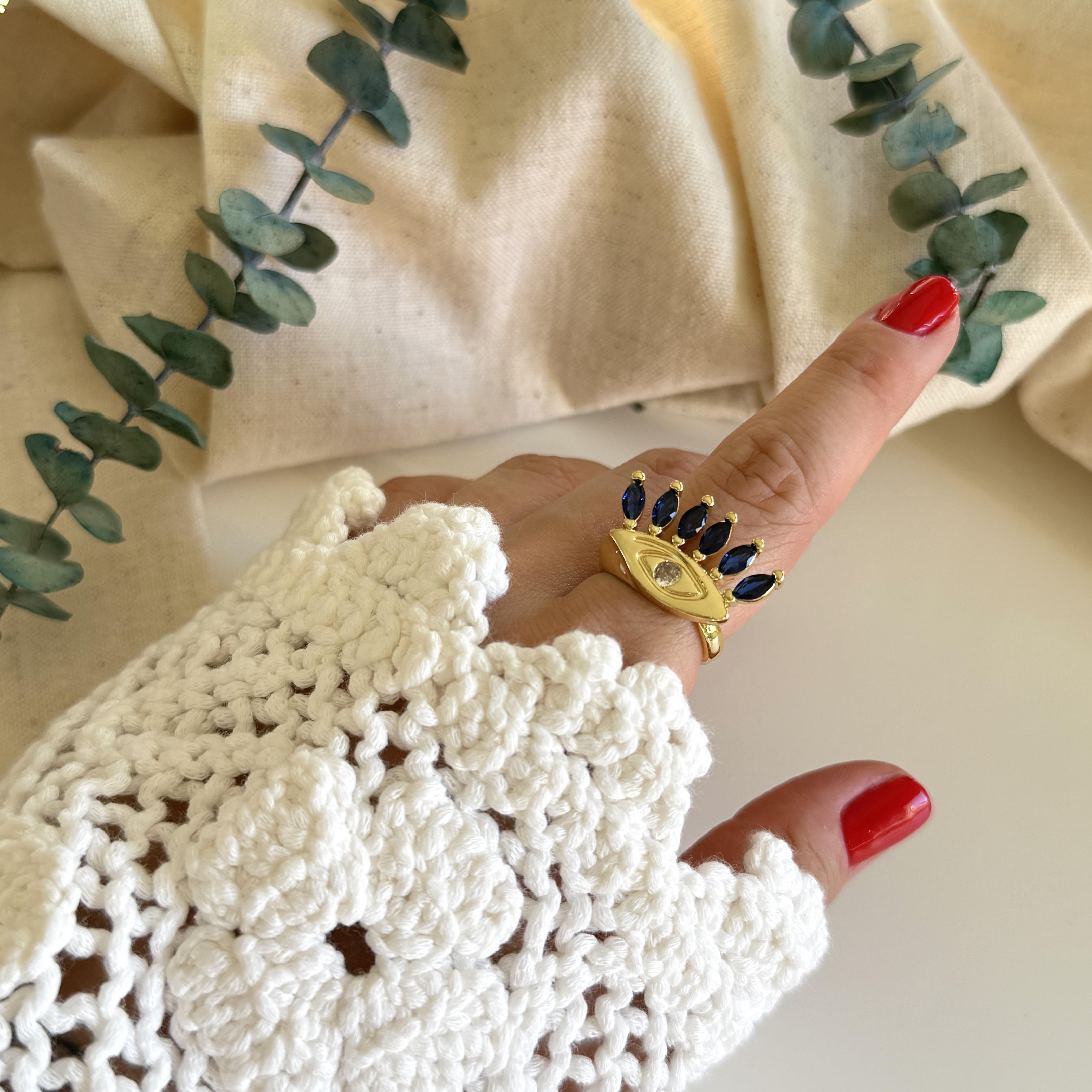 Lacivert Taşlı Göz Yüzük