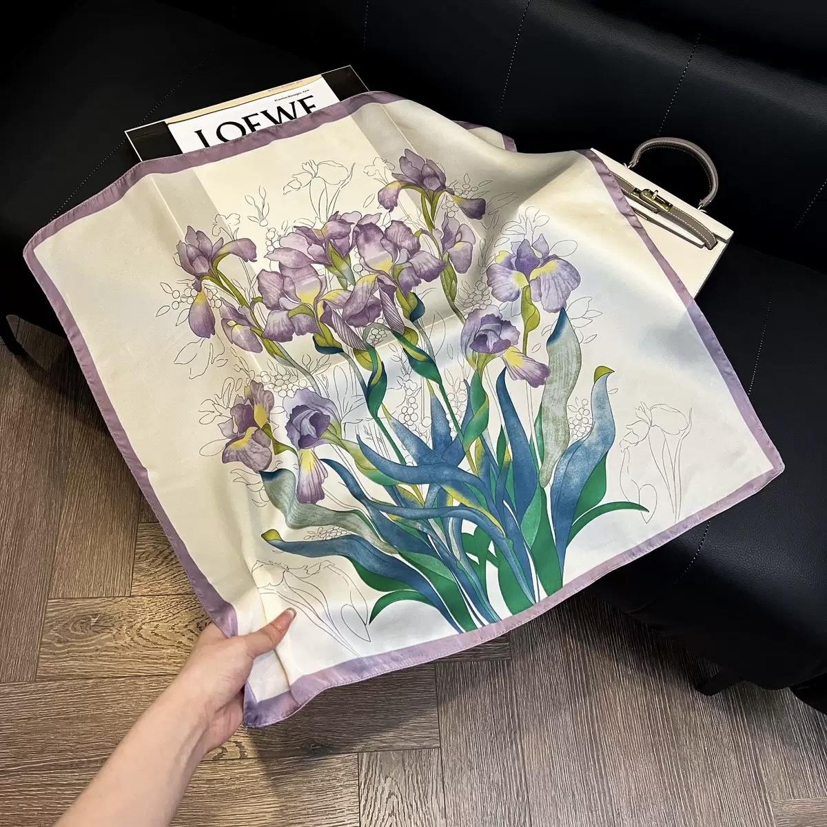 Lila Çiçekli Fular 70X70