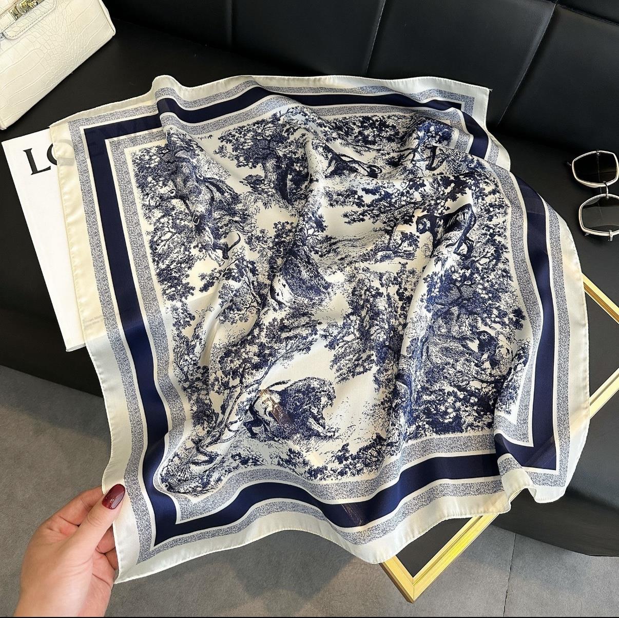 Marka Bleu Blanc Desenli Fular 70X70