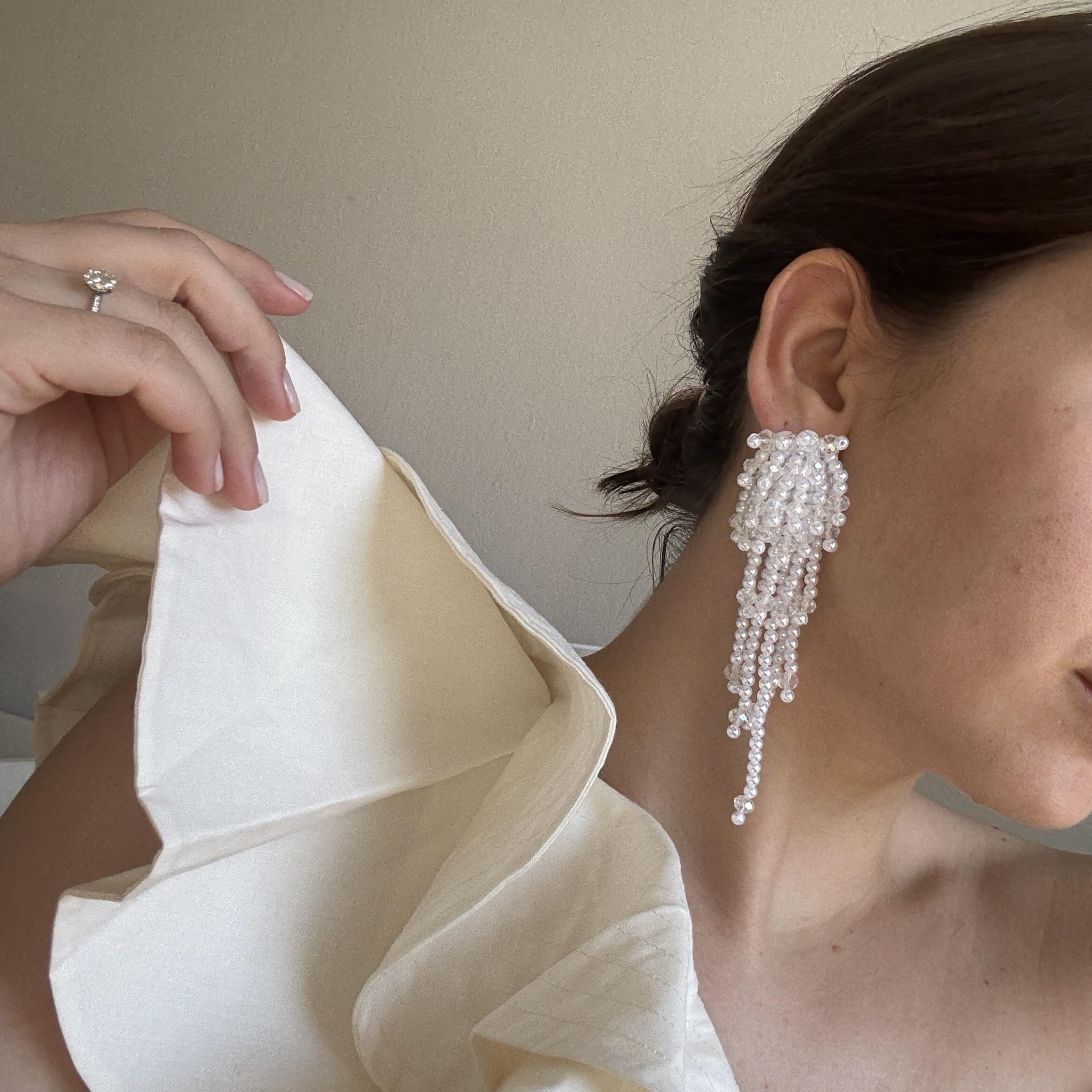 Marka İncili Sallantılı Küpe