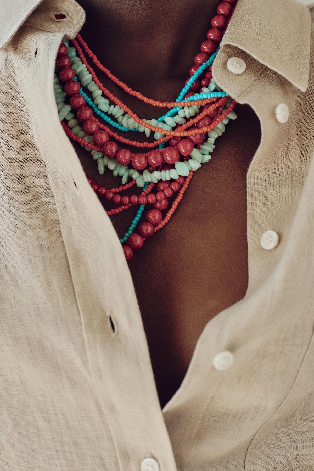 Marka Renkli Boncuk Kolye