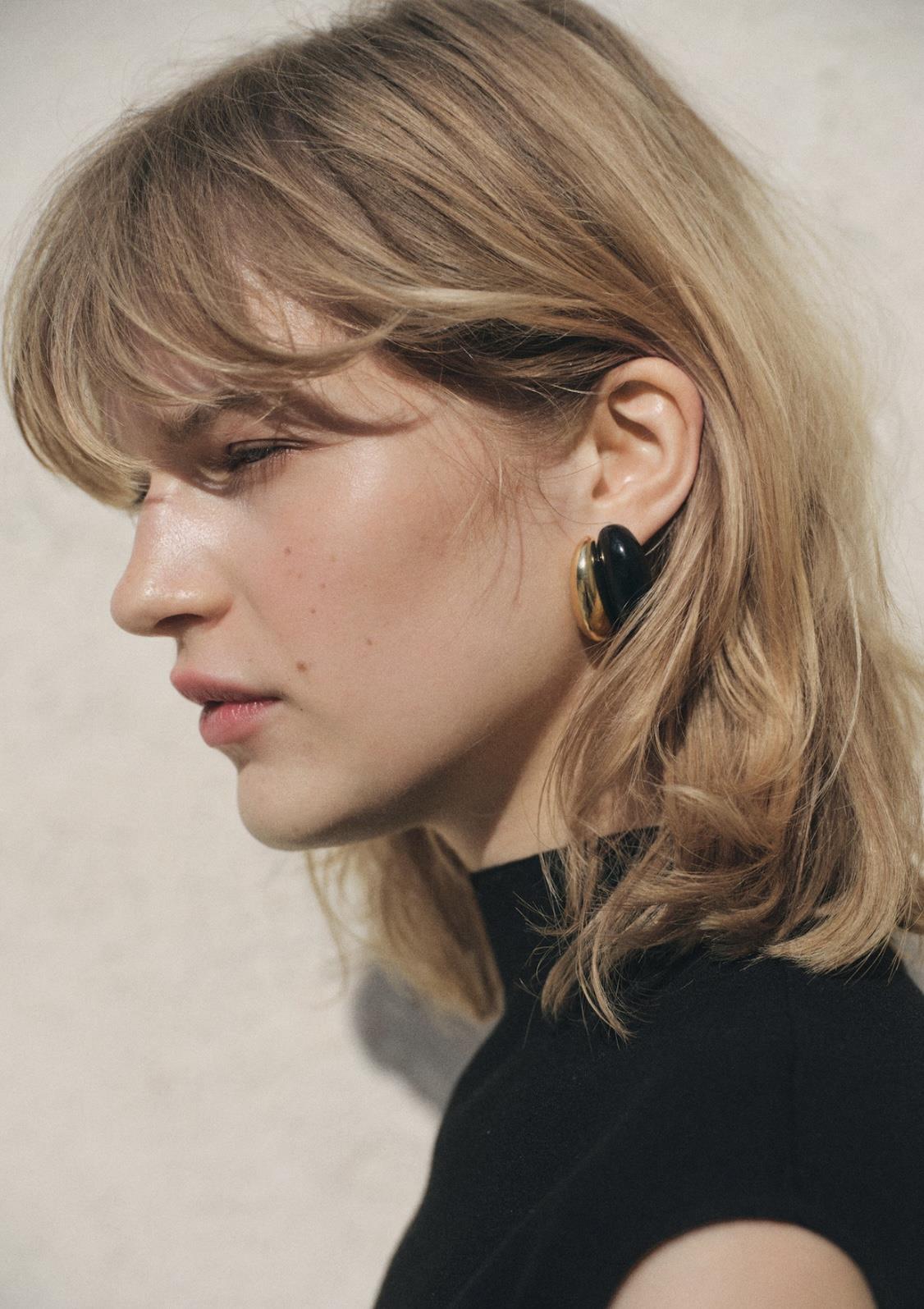 Marka Siyah Mineli Gold Halka Küpe