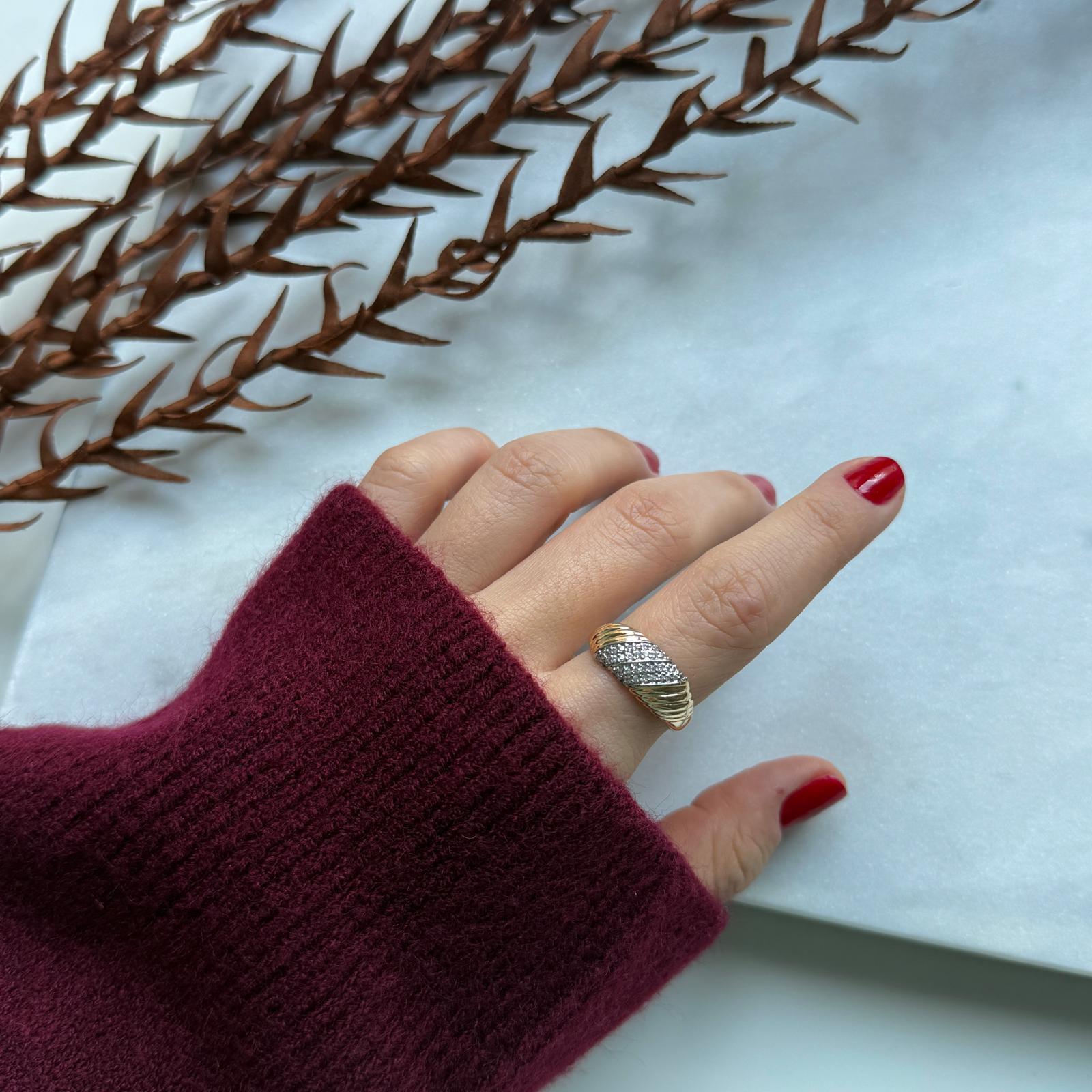 Ortası Taşlı Mix Vintage Yüzük