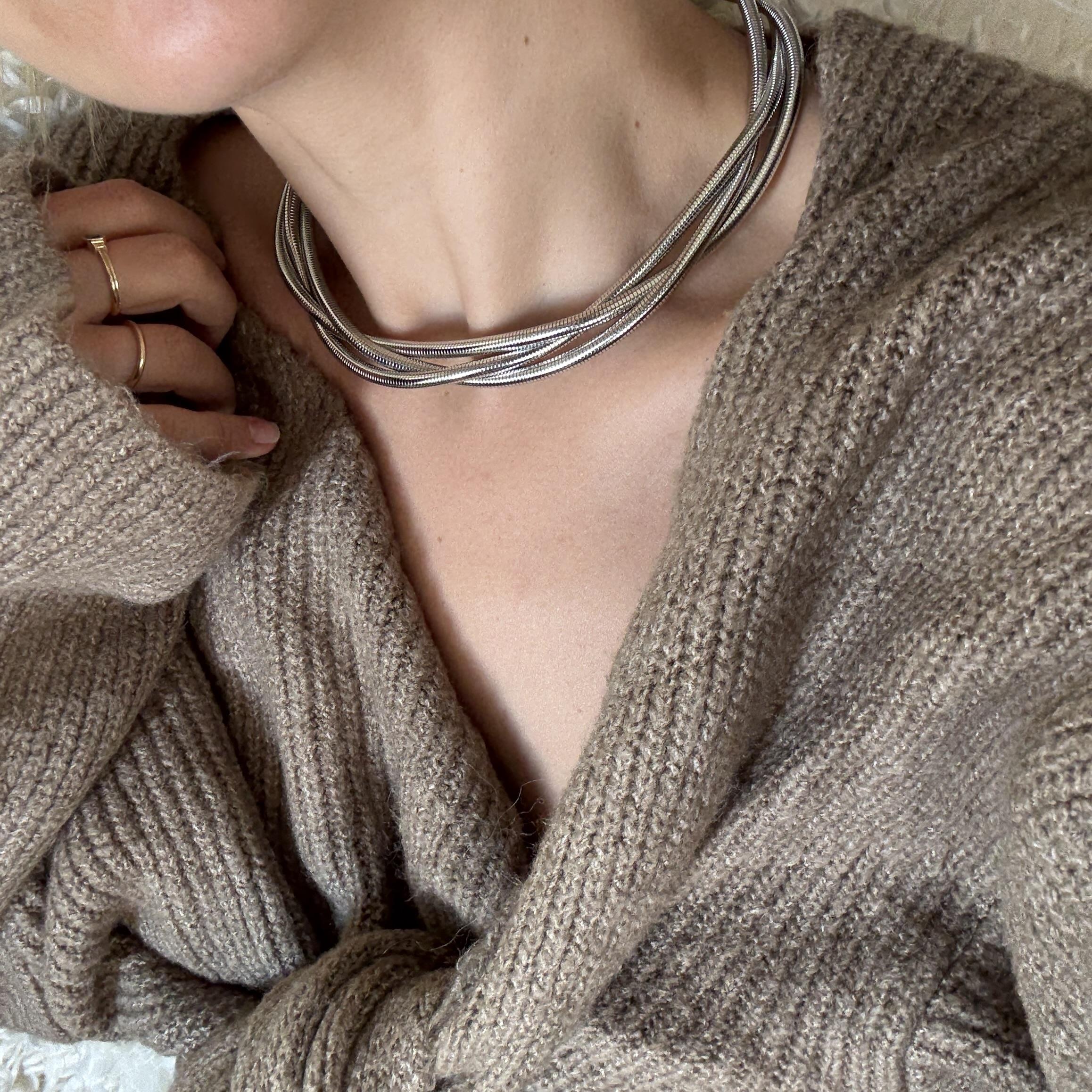 Silver 3lü Burgu Kolye